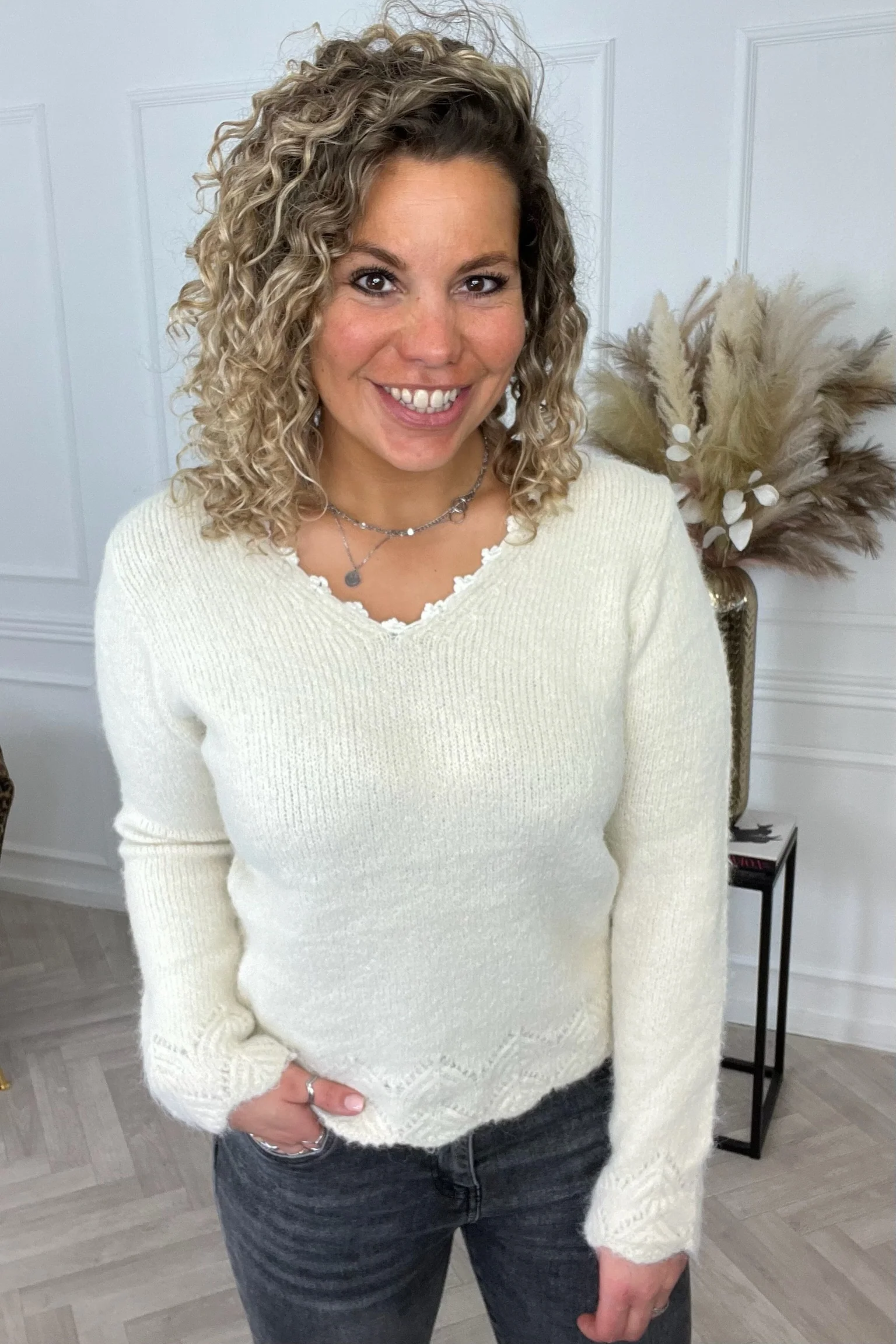 Alyse Sweet Sweater - Beige