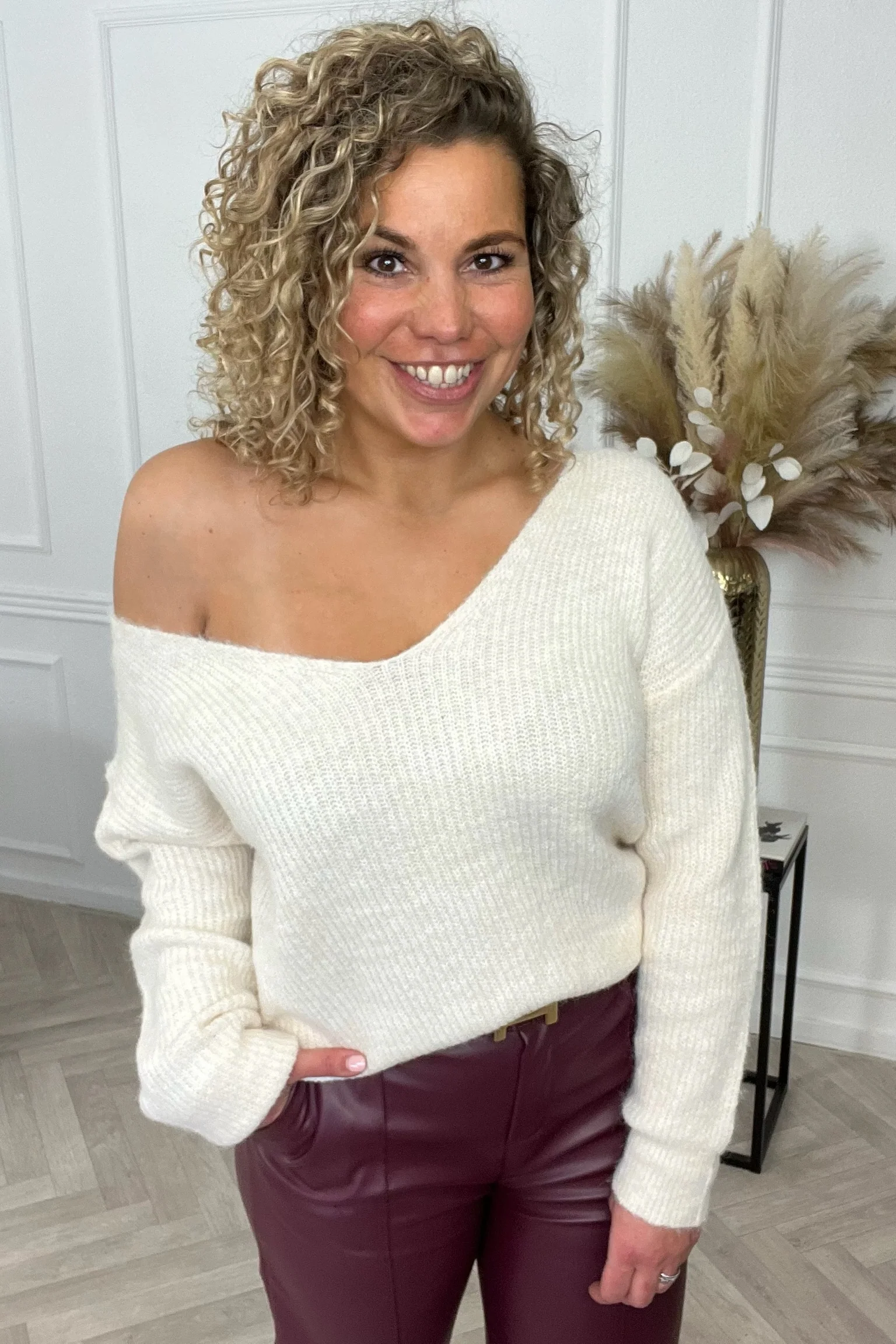 Amandine Bow Sweater - Beige - Image 2