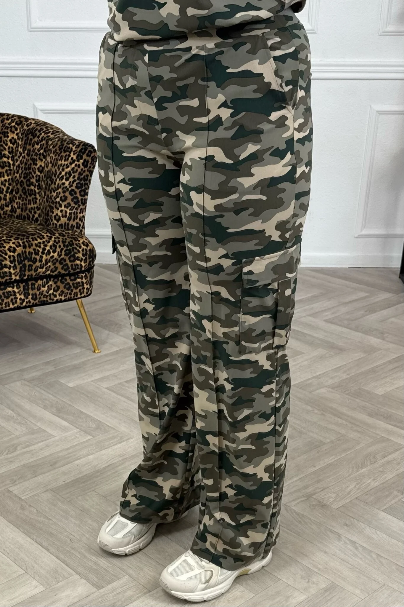 Ambika Army Print Travel Wide Leg Cargo - Armygreen - Image 4