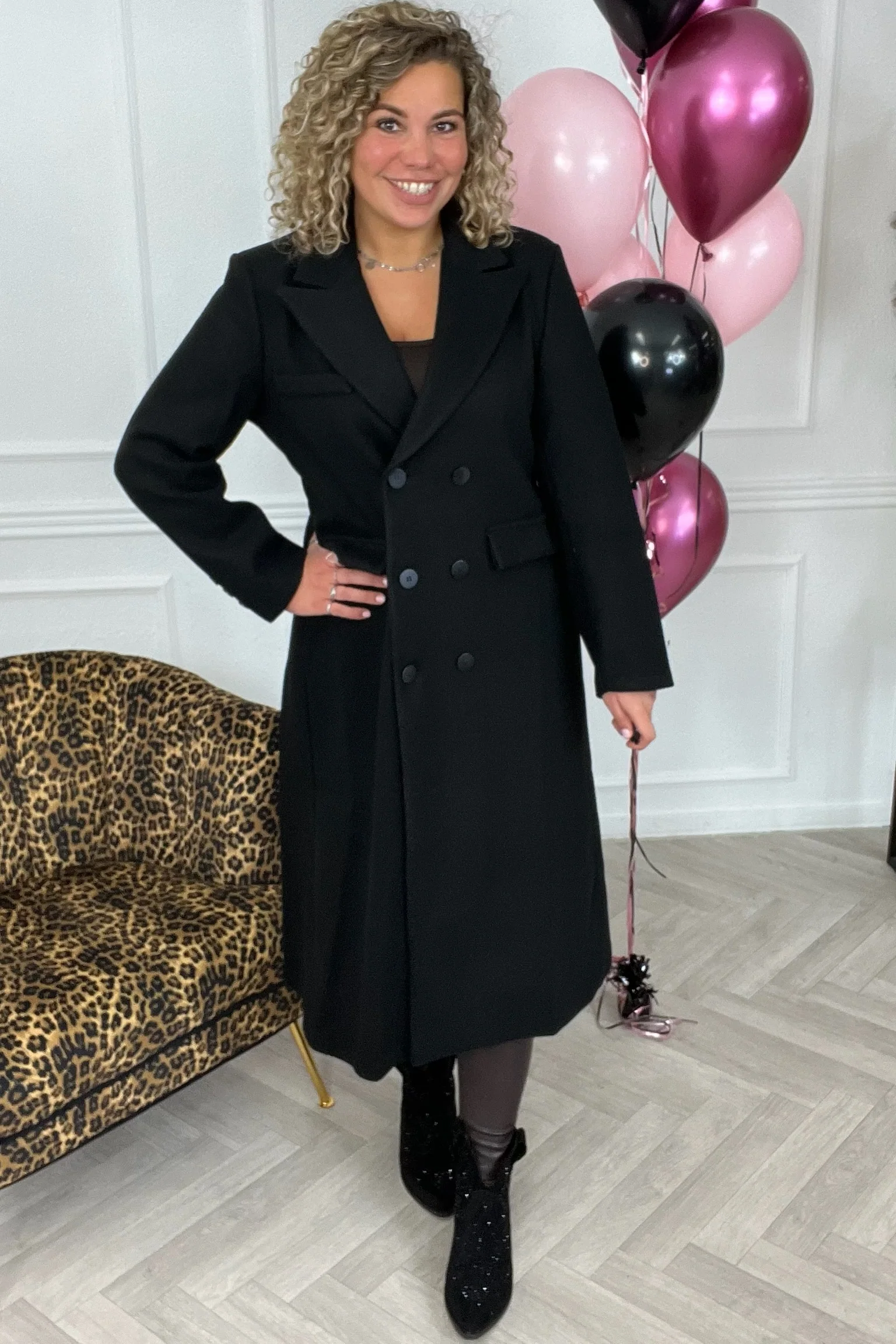Perfect Long Taille Coat - Black - Image 4