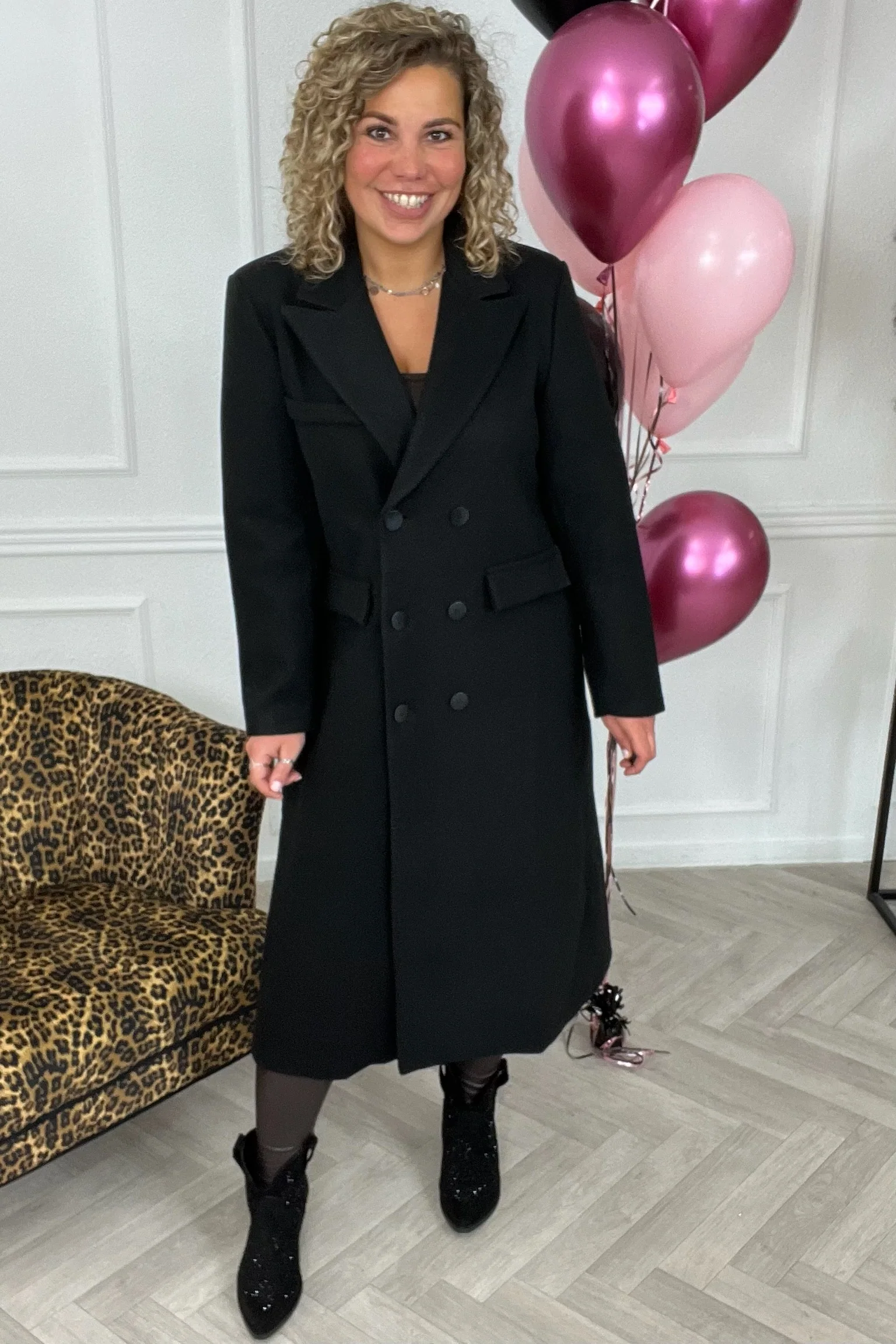 Perfect Long Taille Coat - Black - Image 9