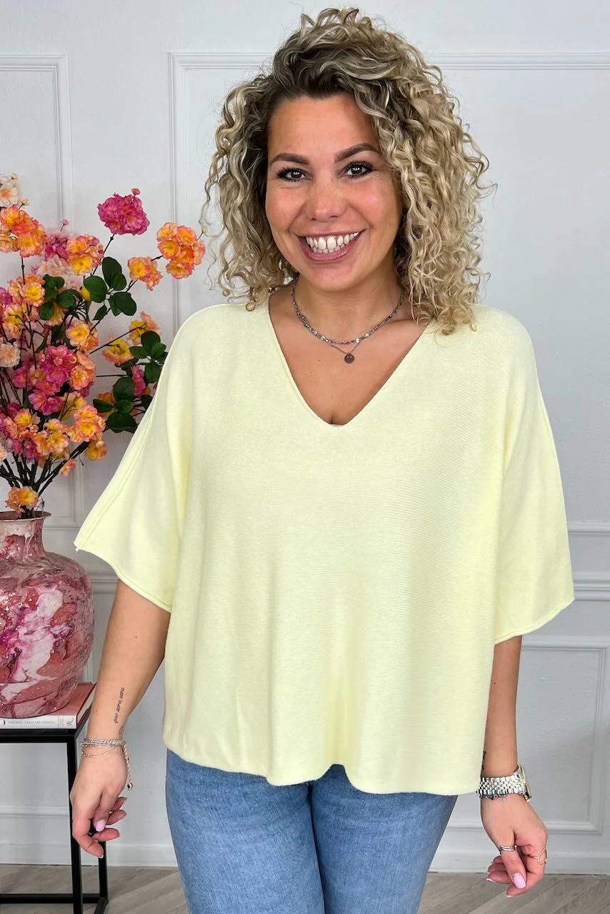 Basic Oversized Spring Sweater - Light Yellow