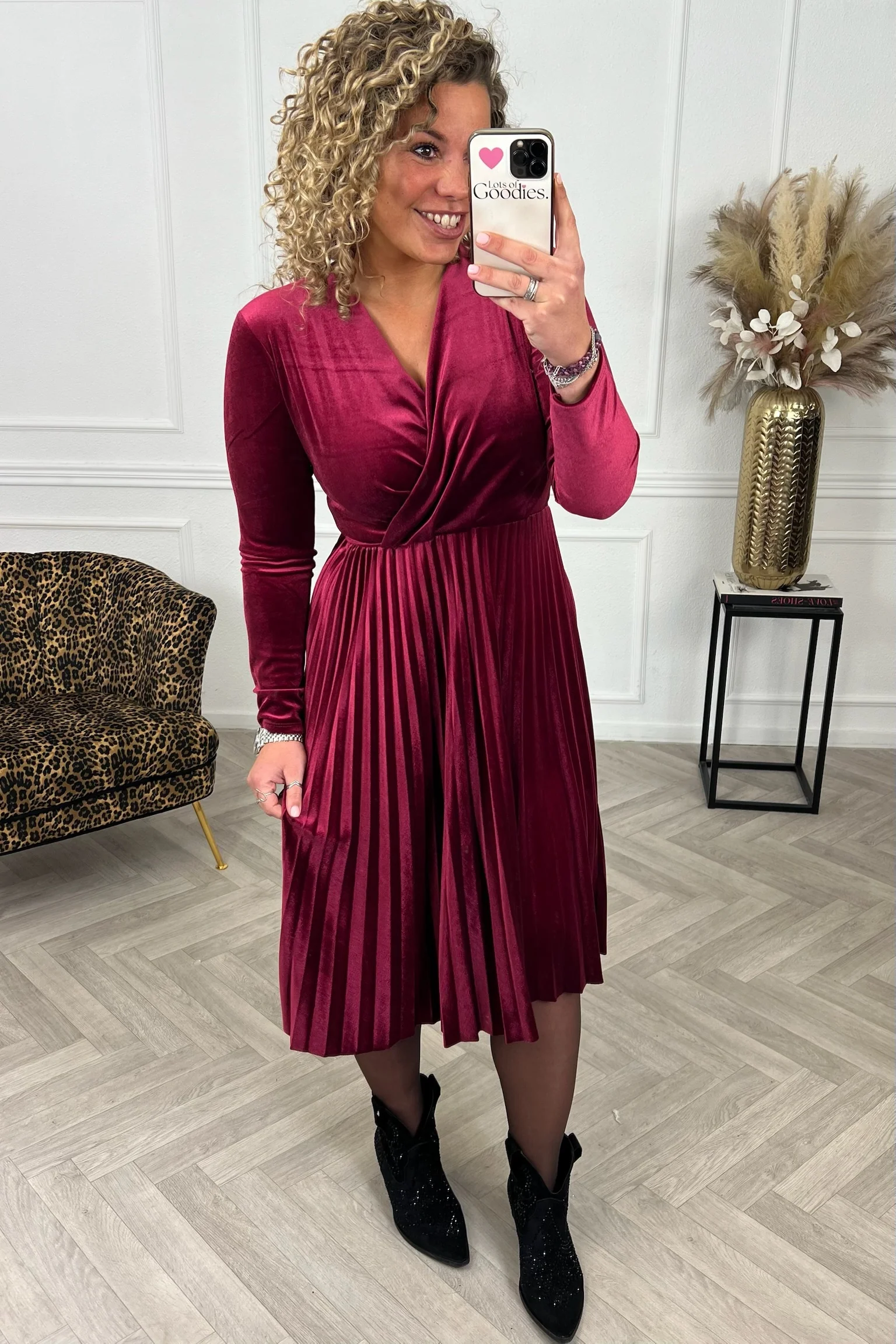 Bella Velvet Dress - Bordeaux