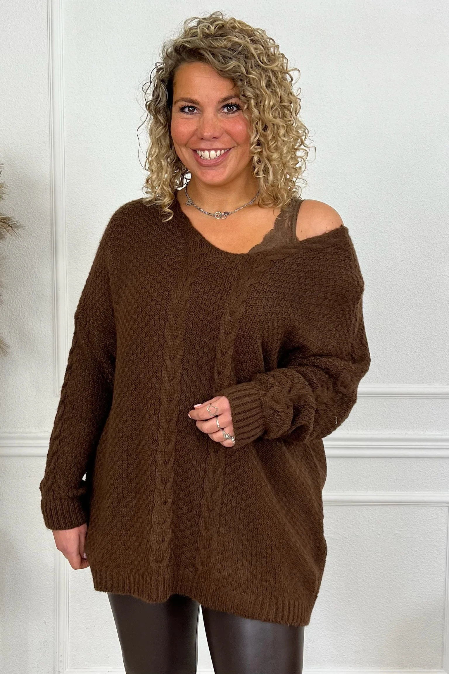 Braid Strik Back Sweater - Brown