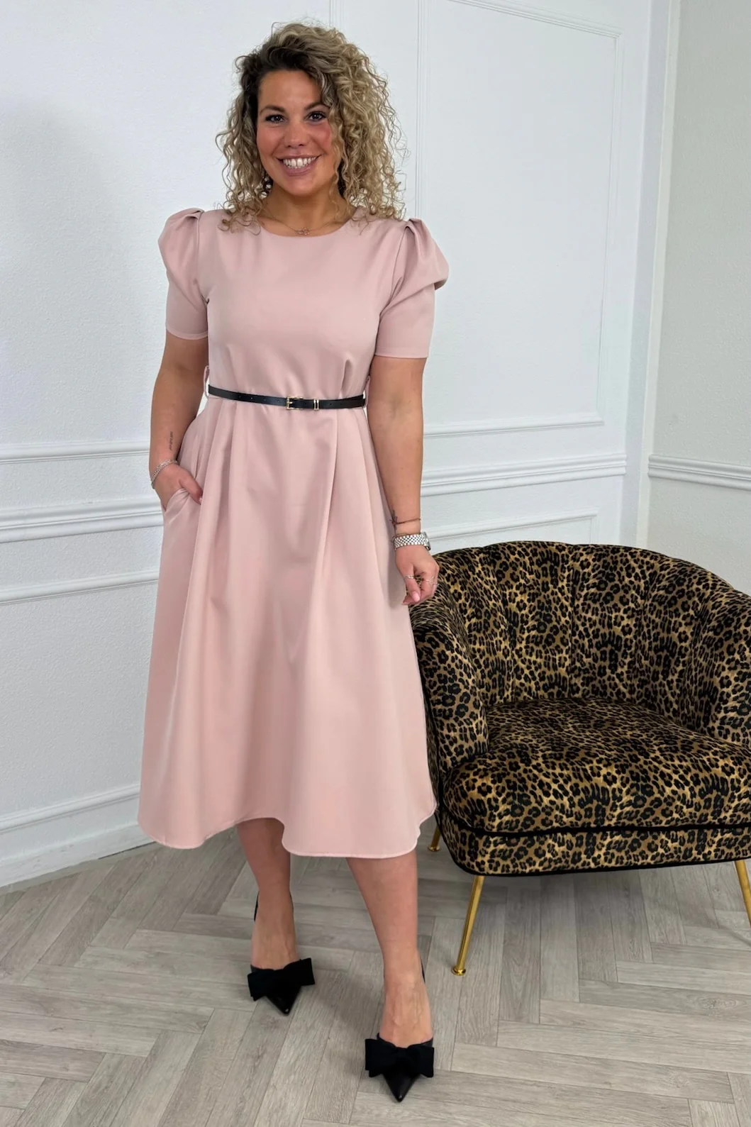 Classic Dress - Old Pink - Image 2