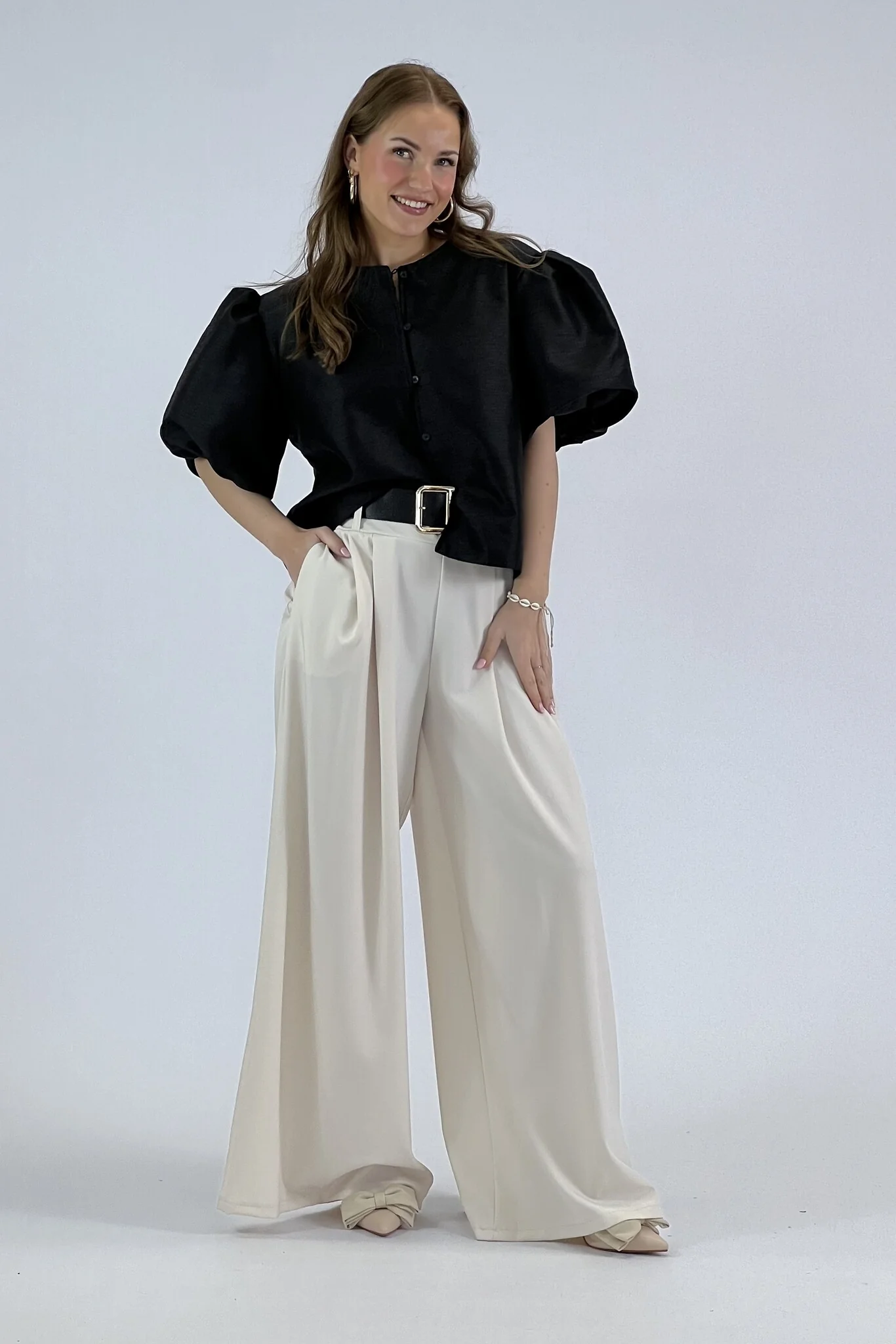 Classy Balloon Sleeve Blouse - Black - Image 3