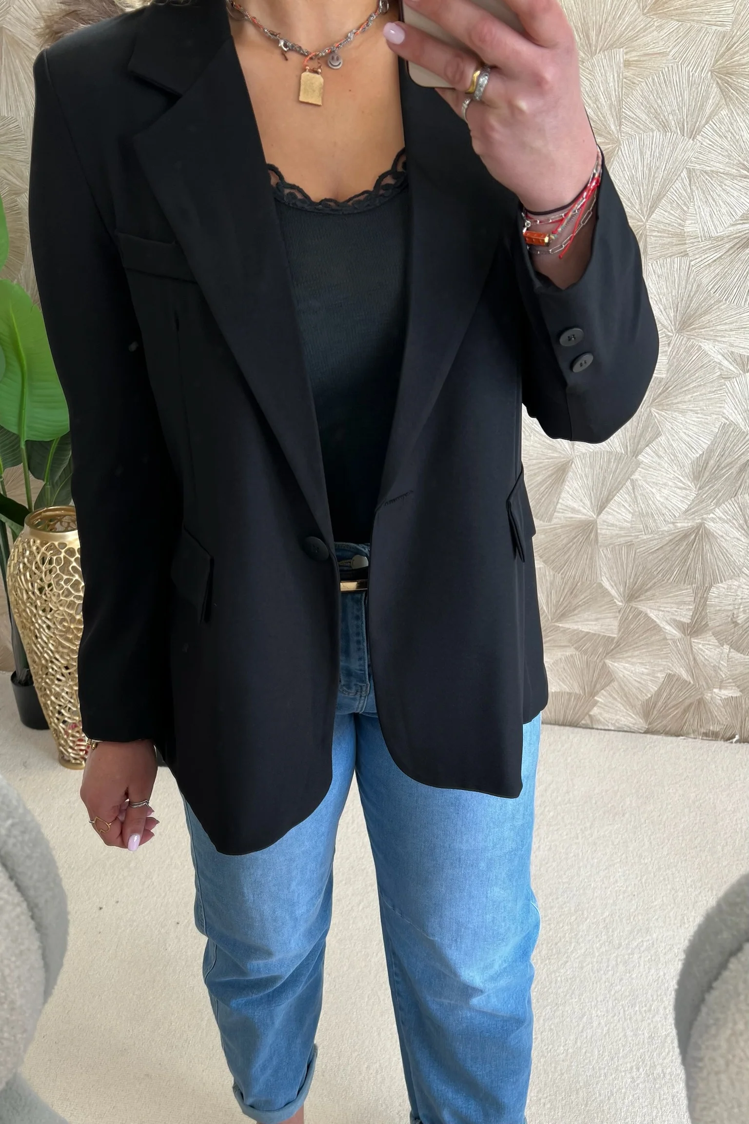Classy Basic Coco Blazer - Black - Image 3