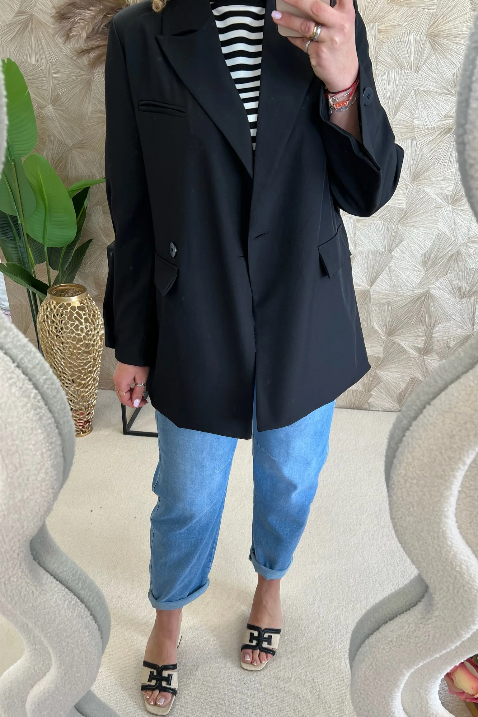 Classy Oversized Coco Blazer - Black - Image 11