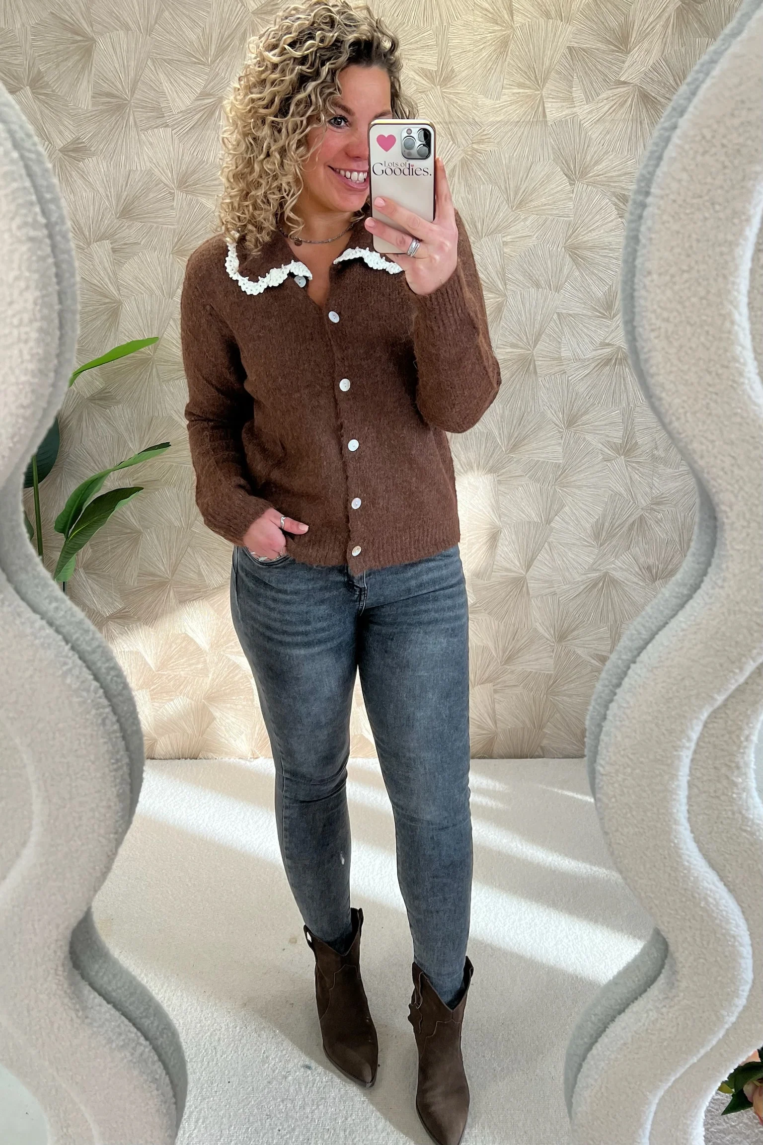 Collar Lace Vest - Brown
