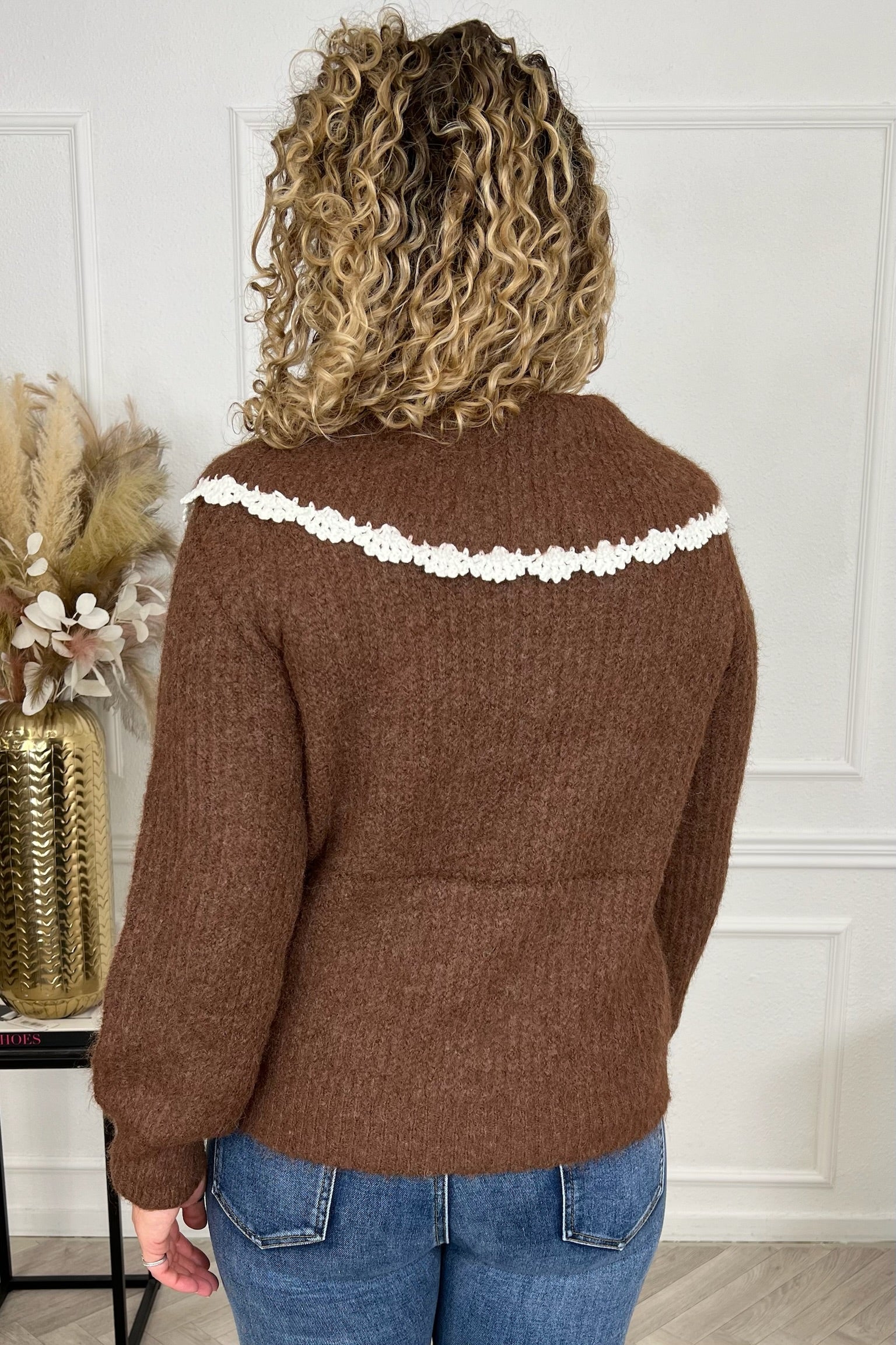 Collar Lace Strik Sweater - Brown - Image 5