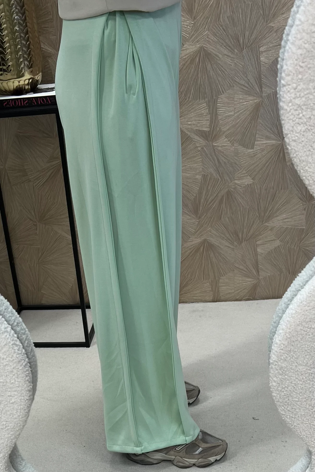 Comfy Wide Leg Jogging Pants - Pistache - Image 2