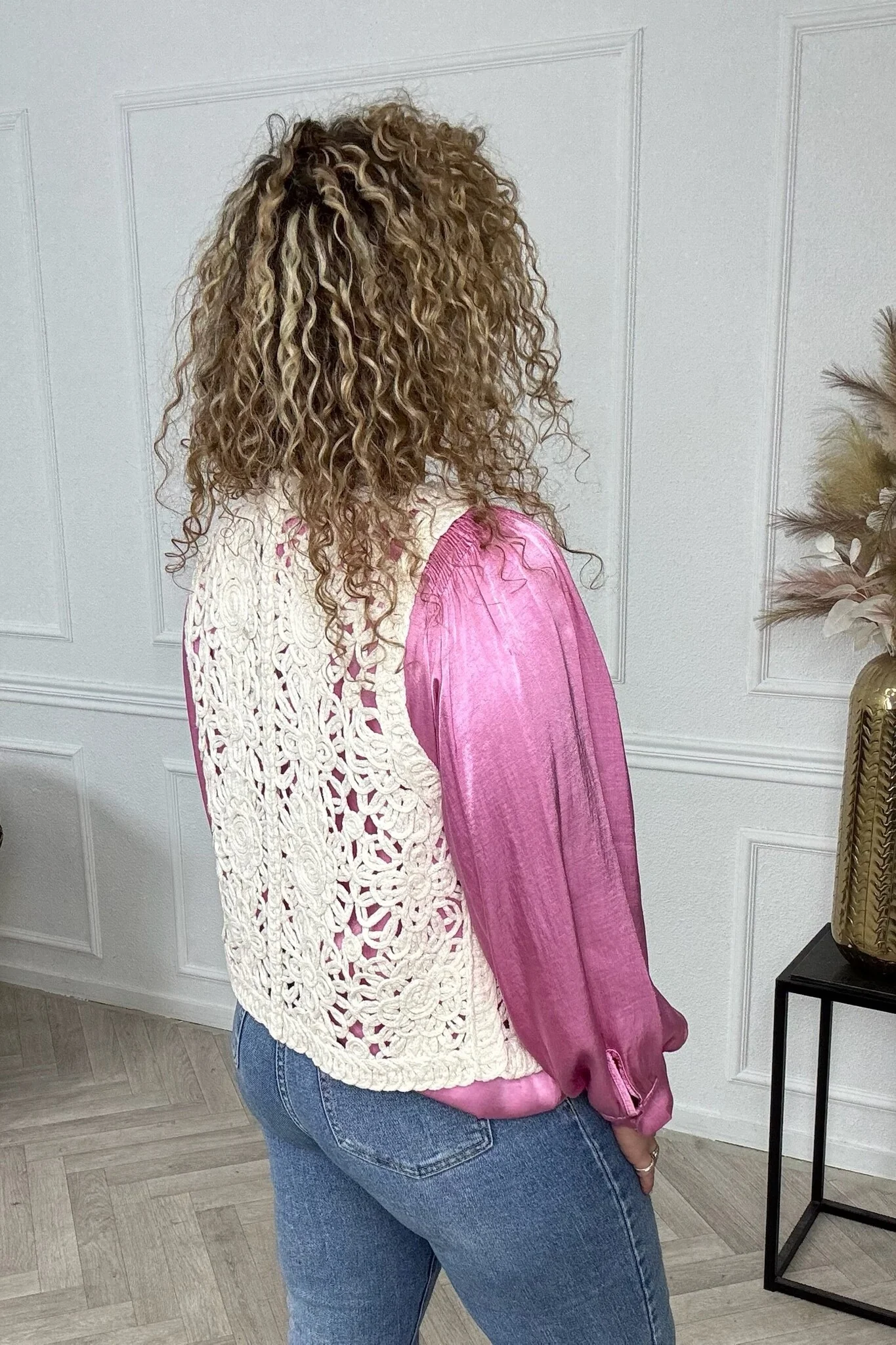 Crochet Gilet - Beige - Image 2