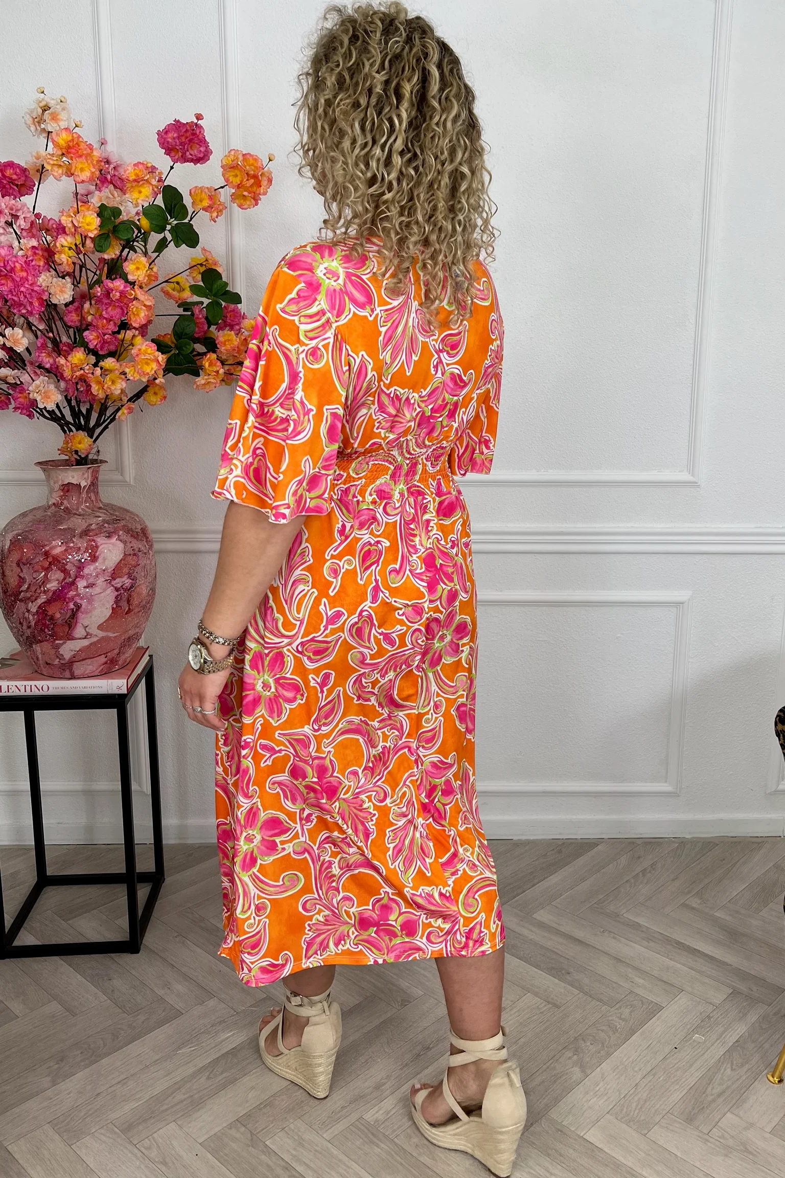 Curvy Flower Taille Dress - Orange/Fuchsia - Image 2