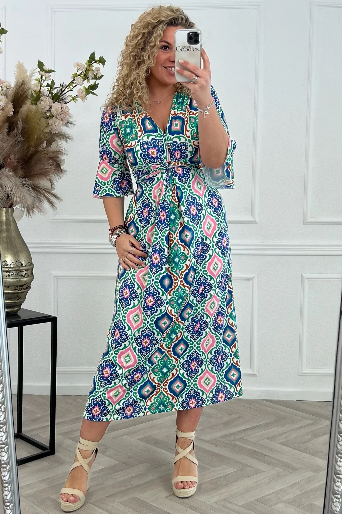 Curvy Knotted Spring Dress - Blue/Pink/Green