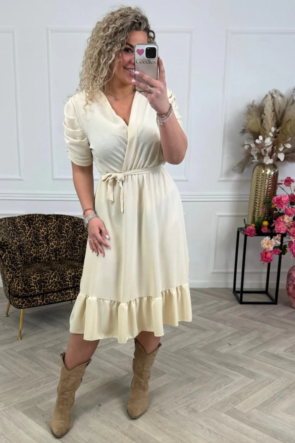Curvy Puffy Sleeve Dress - Vanilla