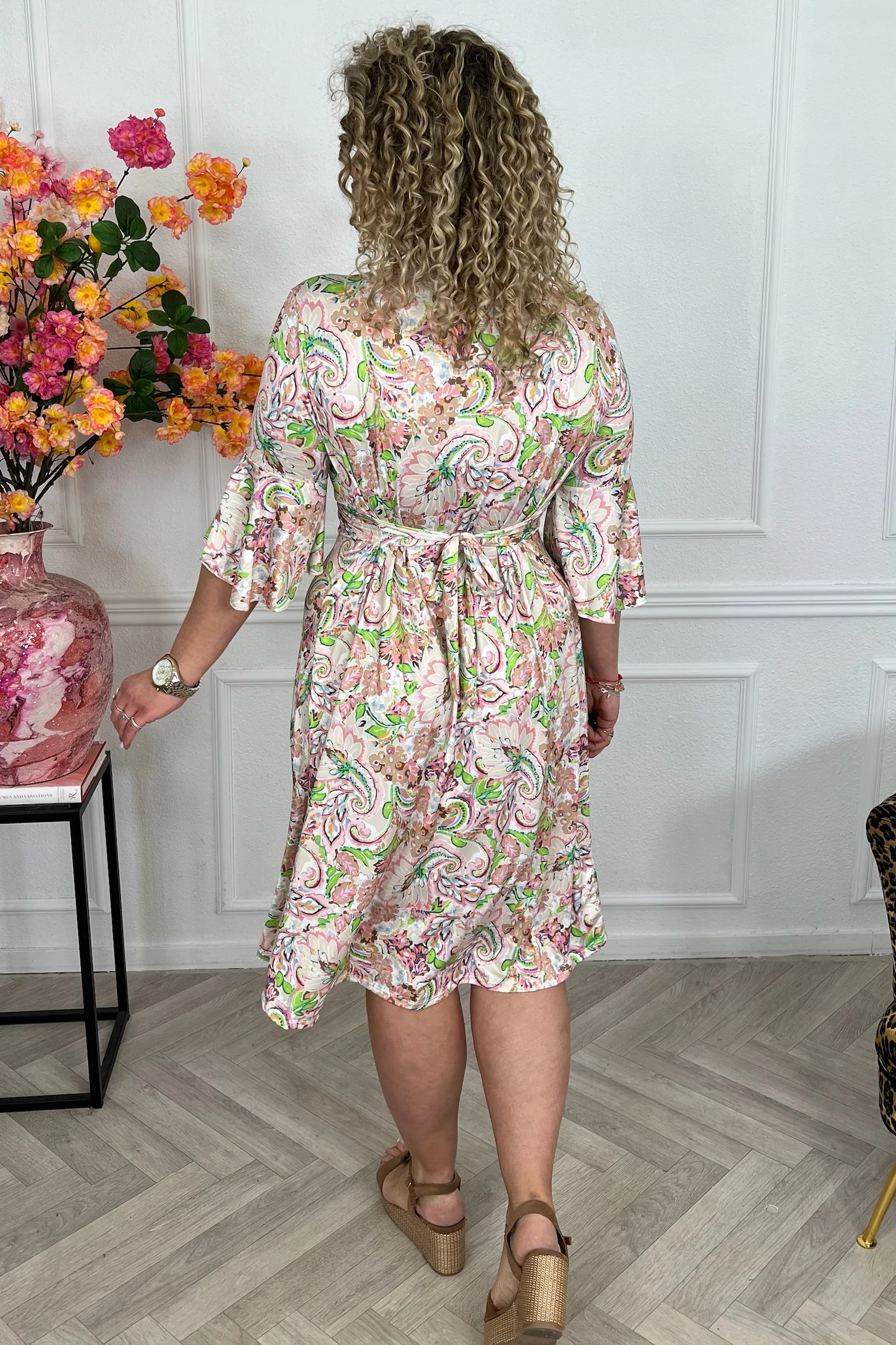Curvy Short Knotted Flowers Dress - Beige/Pink - Image 6