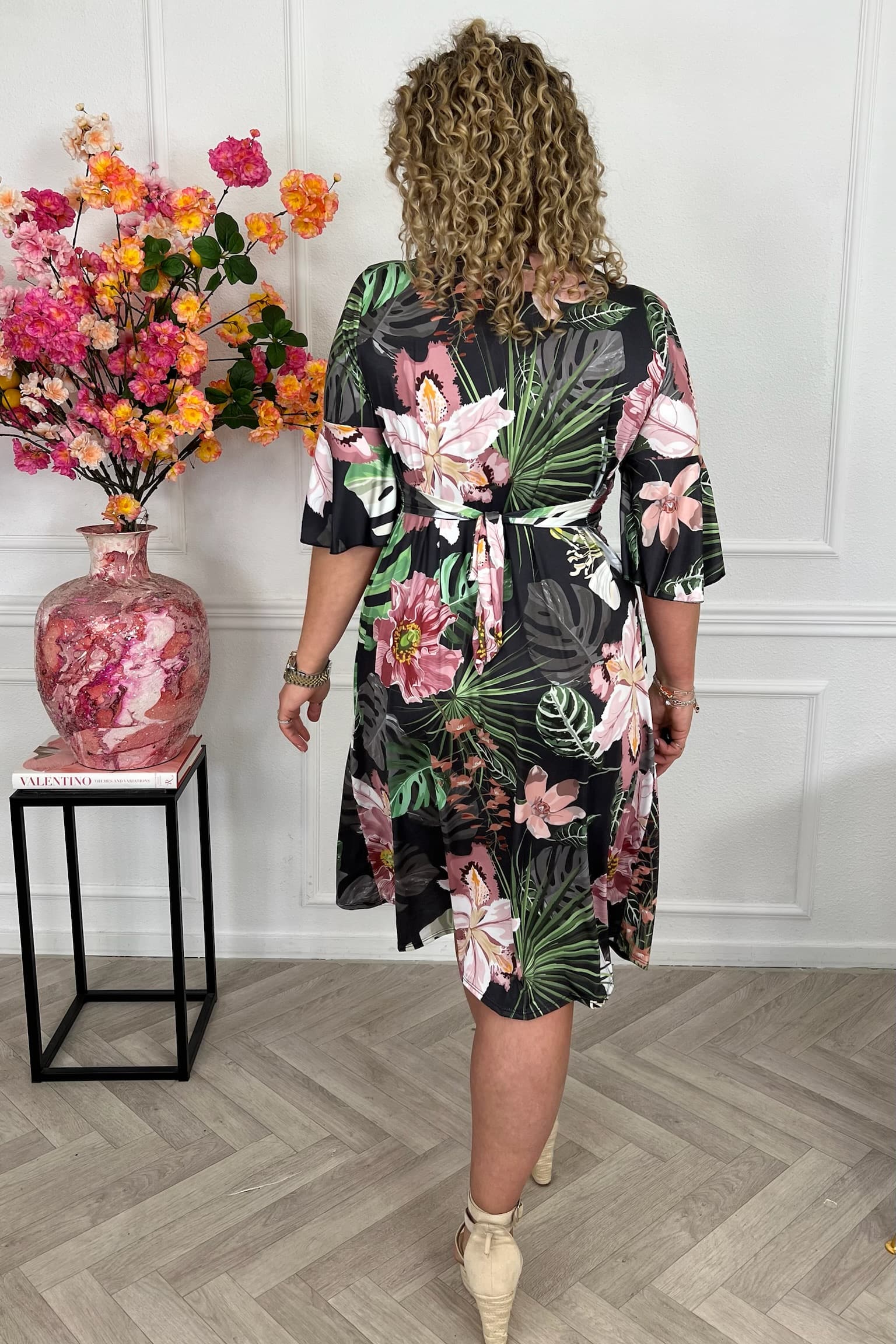 Curvy Short Knotted Forest Dress - Black/Pink - Image 2