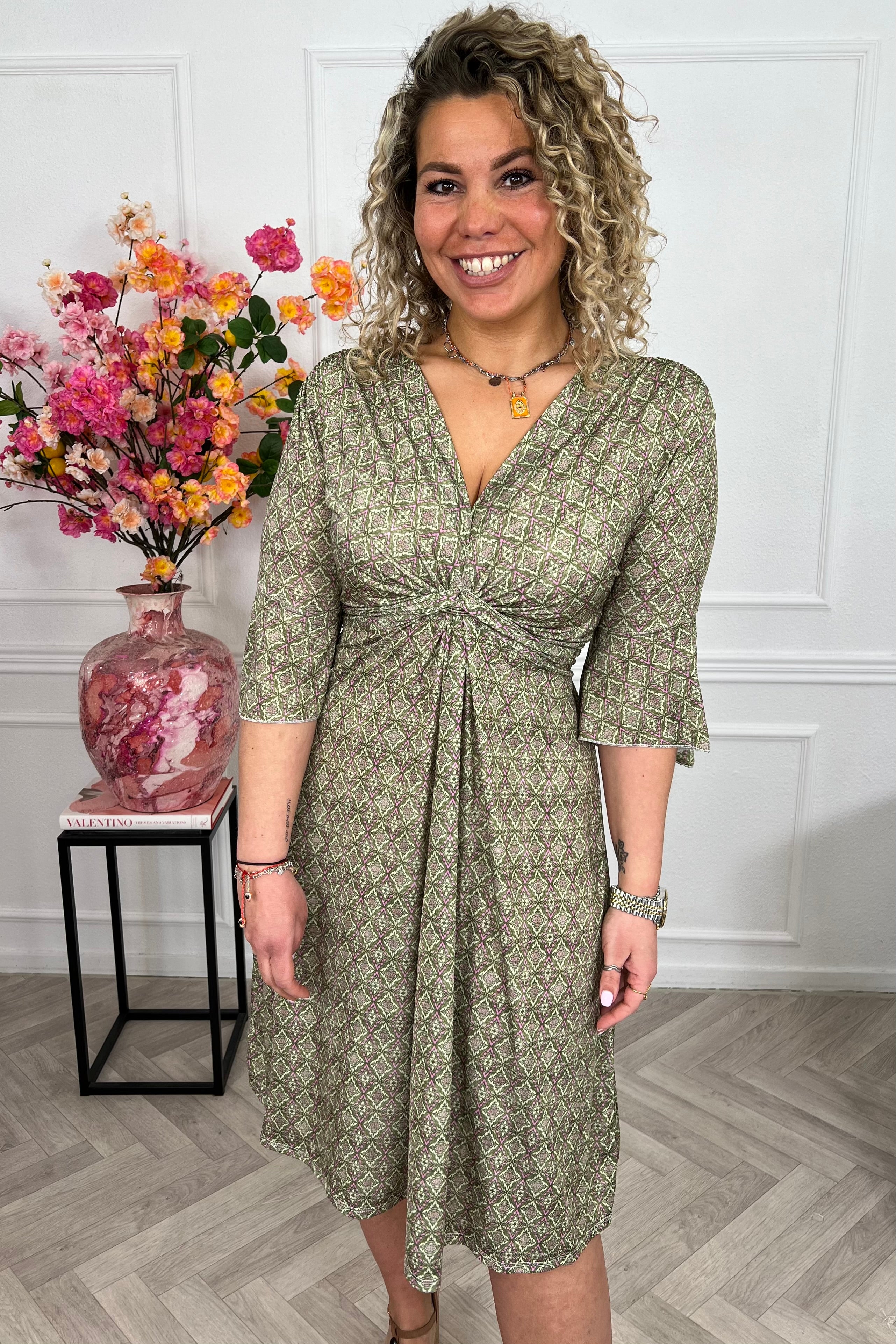Curvy Short Knotted Violette Dress - Green - Image 6