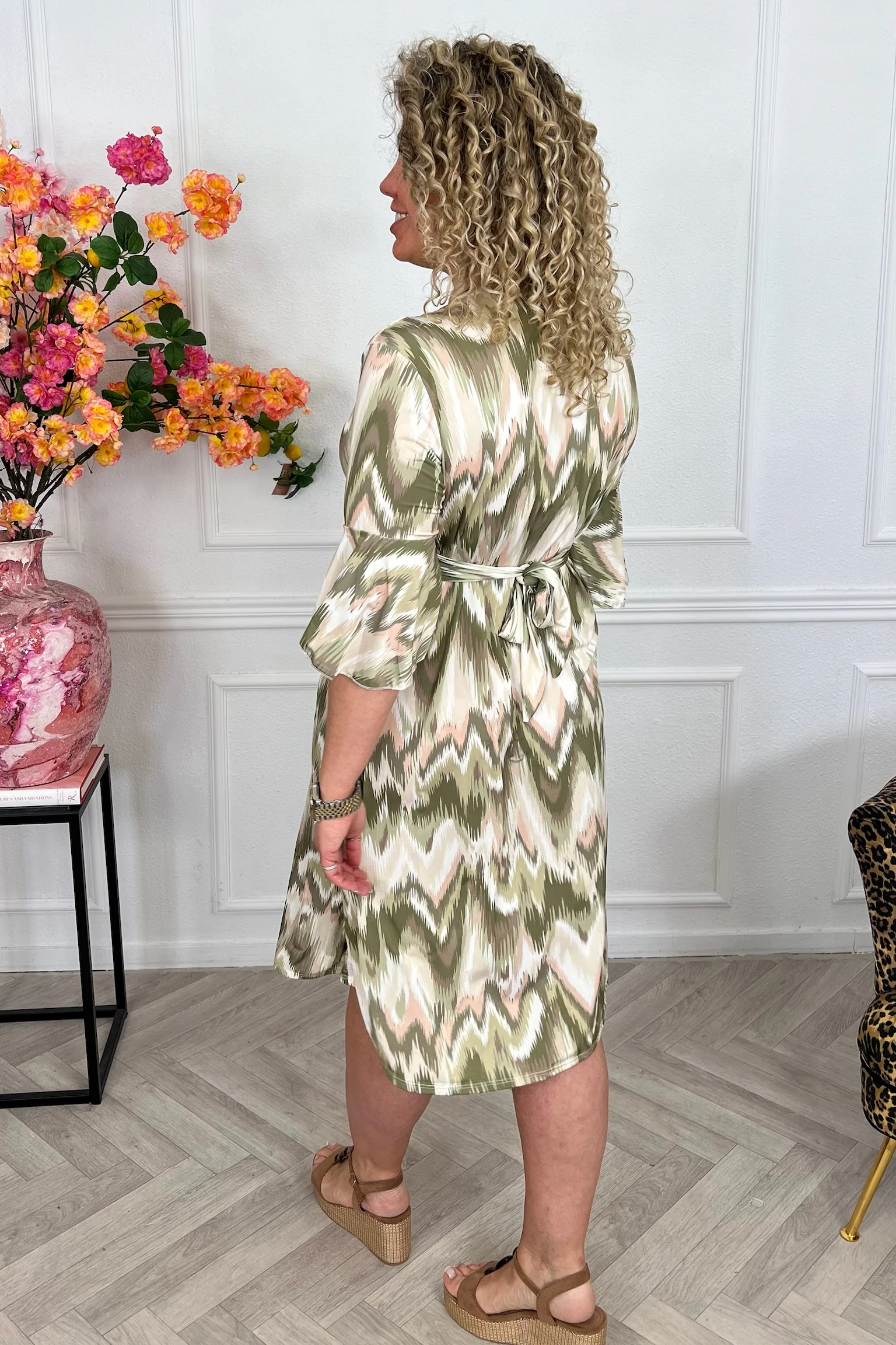 Curvy Short Knotted Zigzag Dress - Armygreen - Image 4