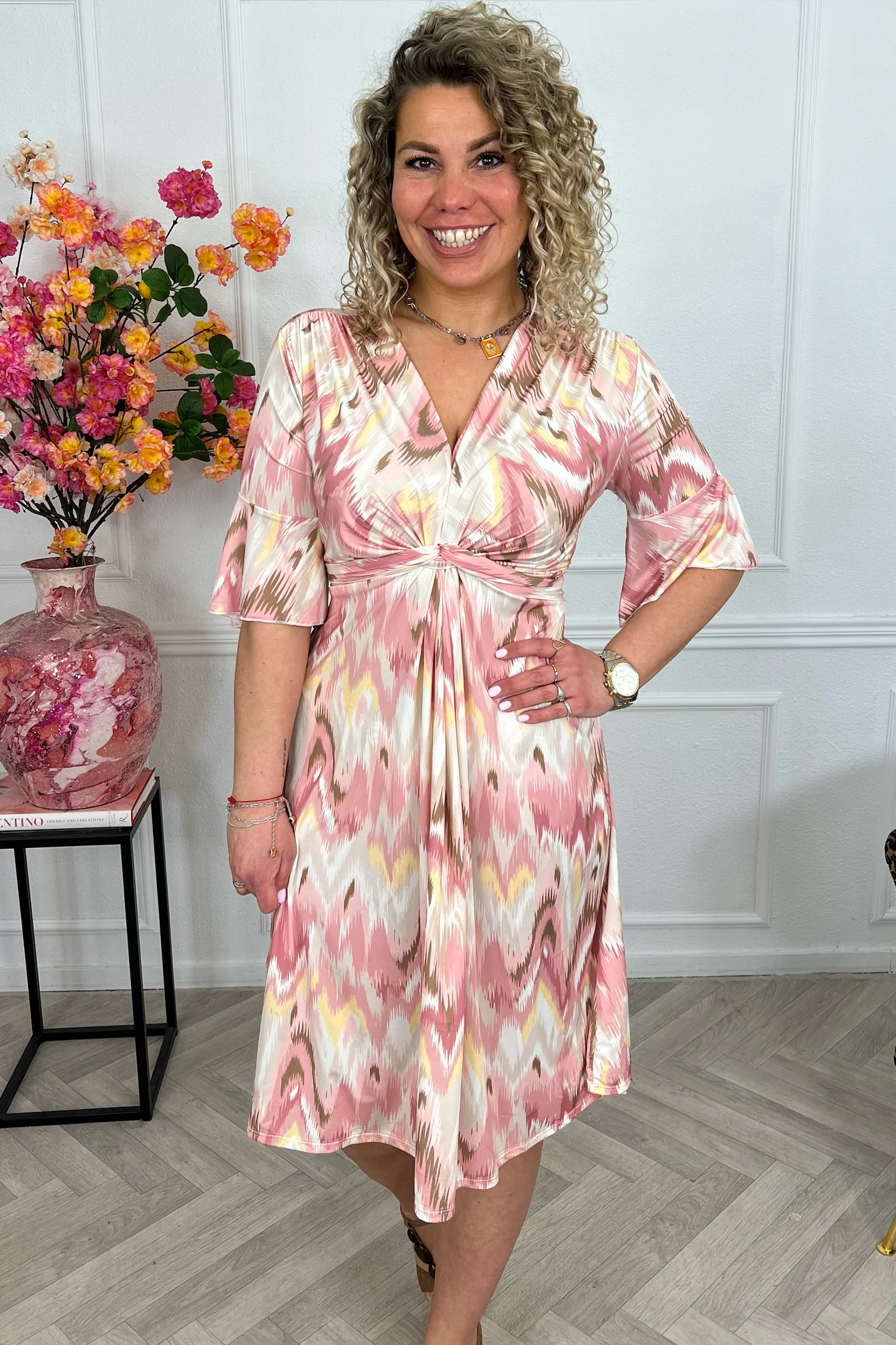 Curvy Short Knotted Zigzag Dress - Pink - Image 8