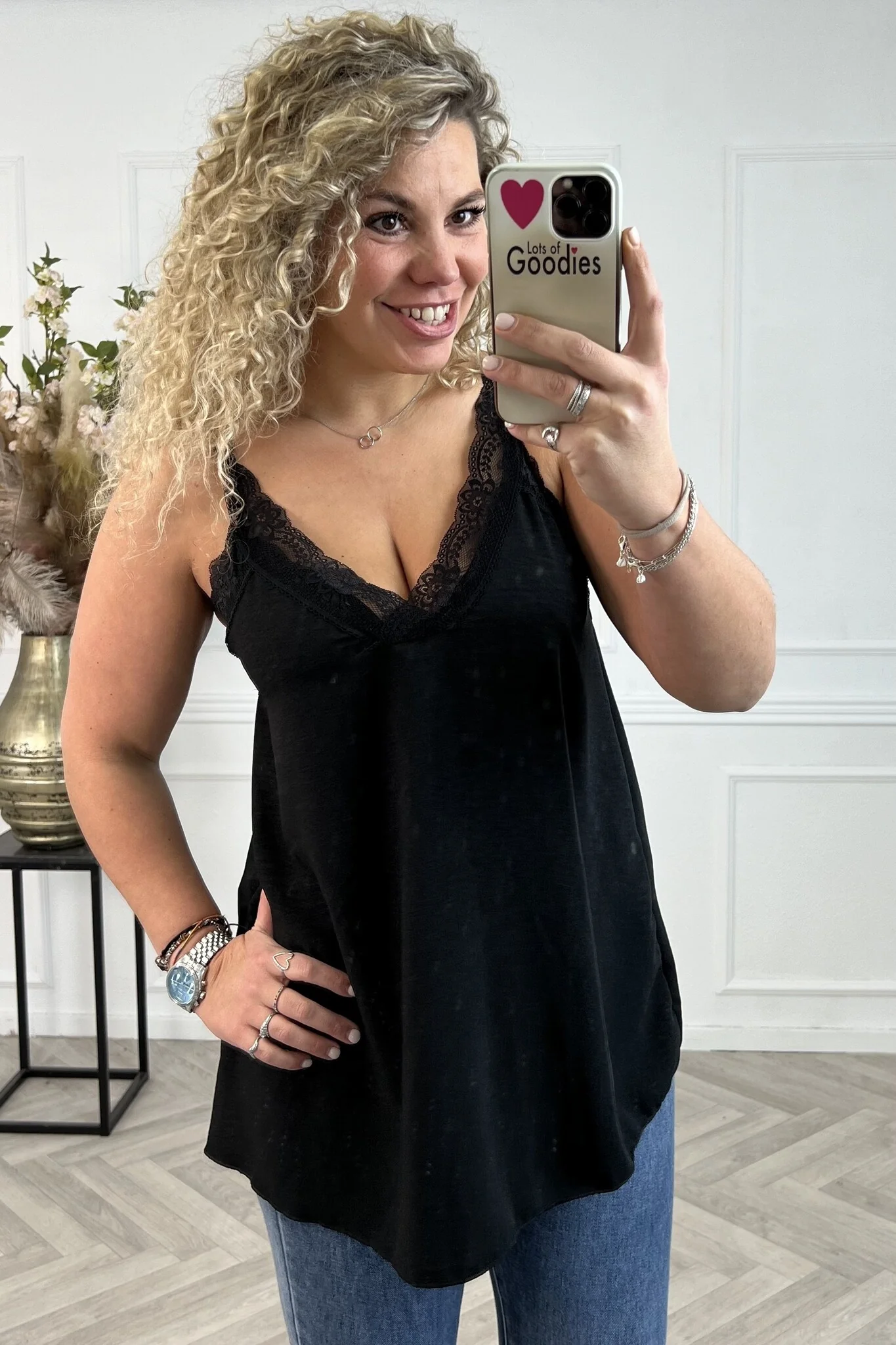 Curvy Sisi Lace Top - Black