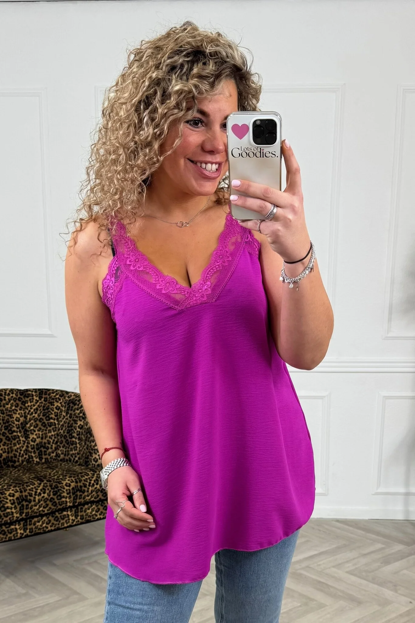Curvy Sisi Lace Top - Magenta