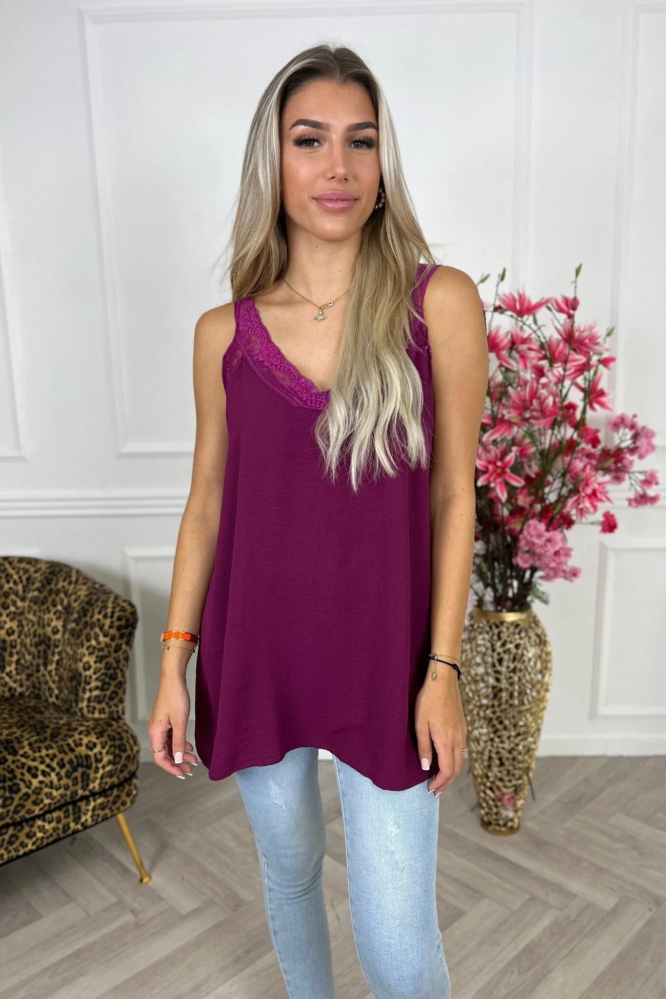 Curvy Sisi Lace Top - Raspberry - Image 4