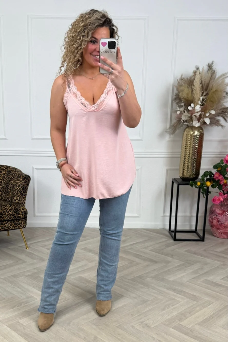 Curvy Sisi Lace Top - Soft Pink - Image 2