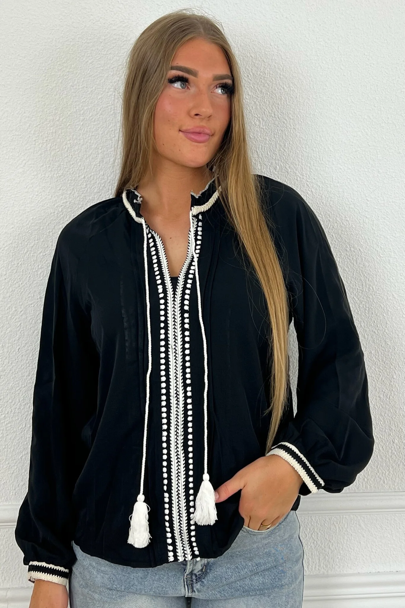 Daisy Blouse - Black - Image 4