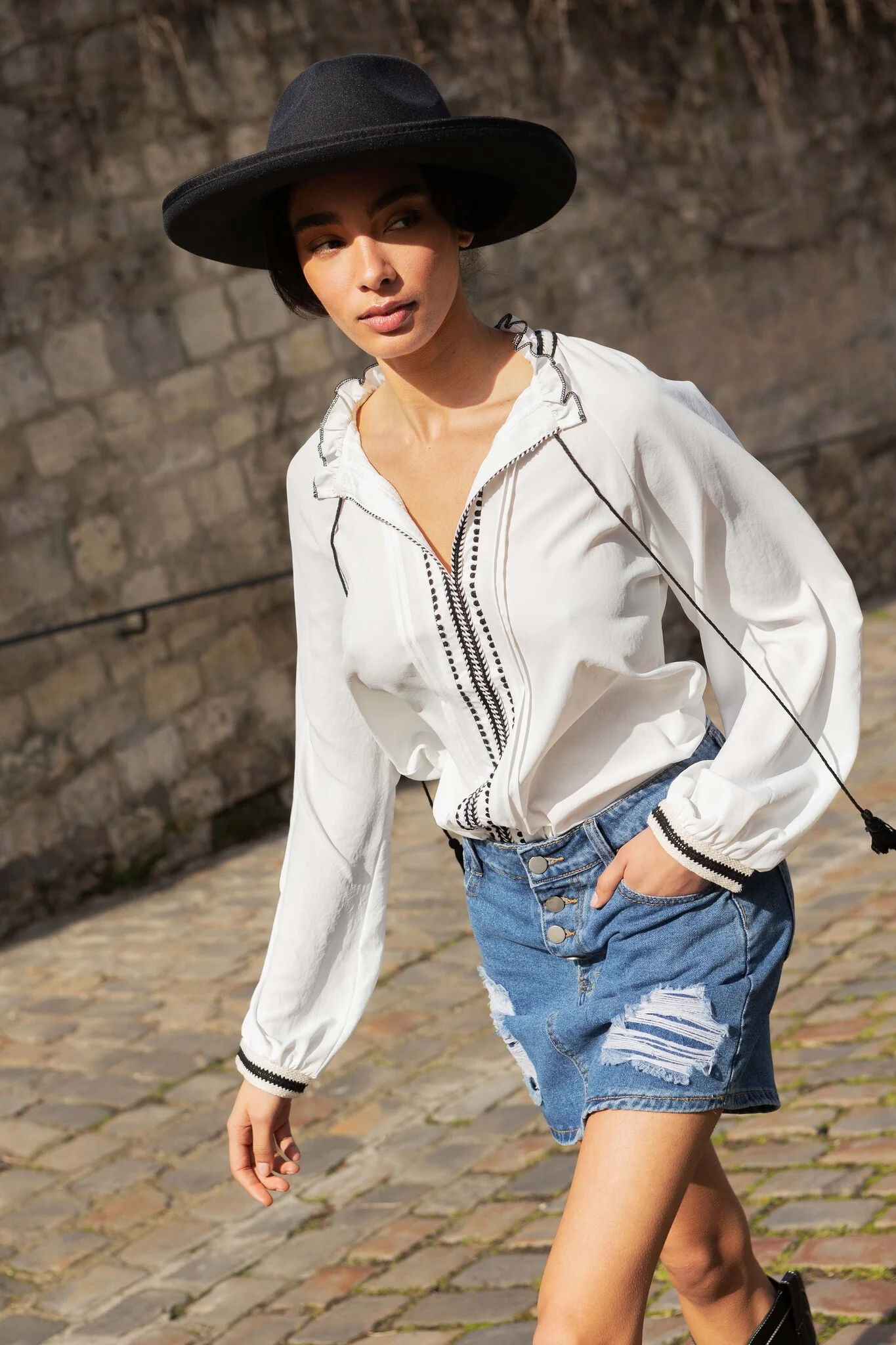 Daisy Blouse - White