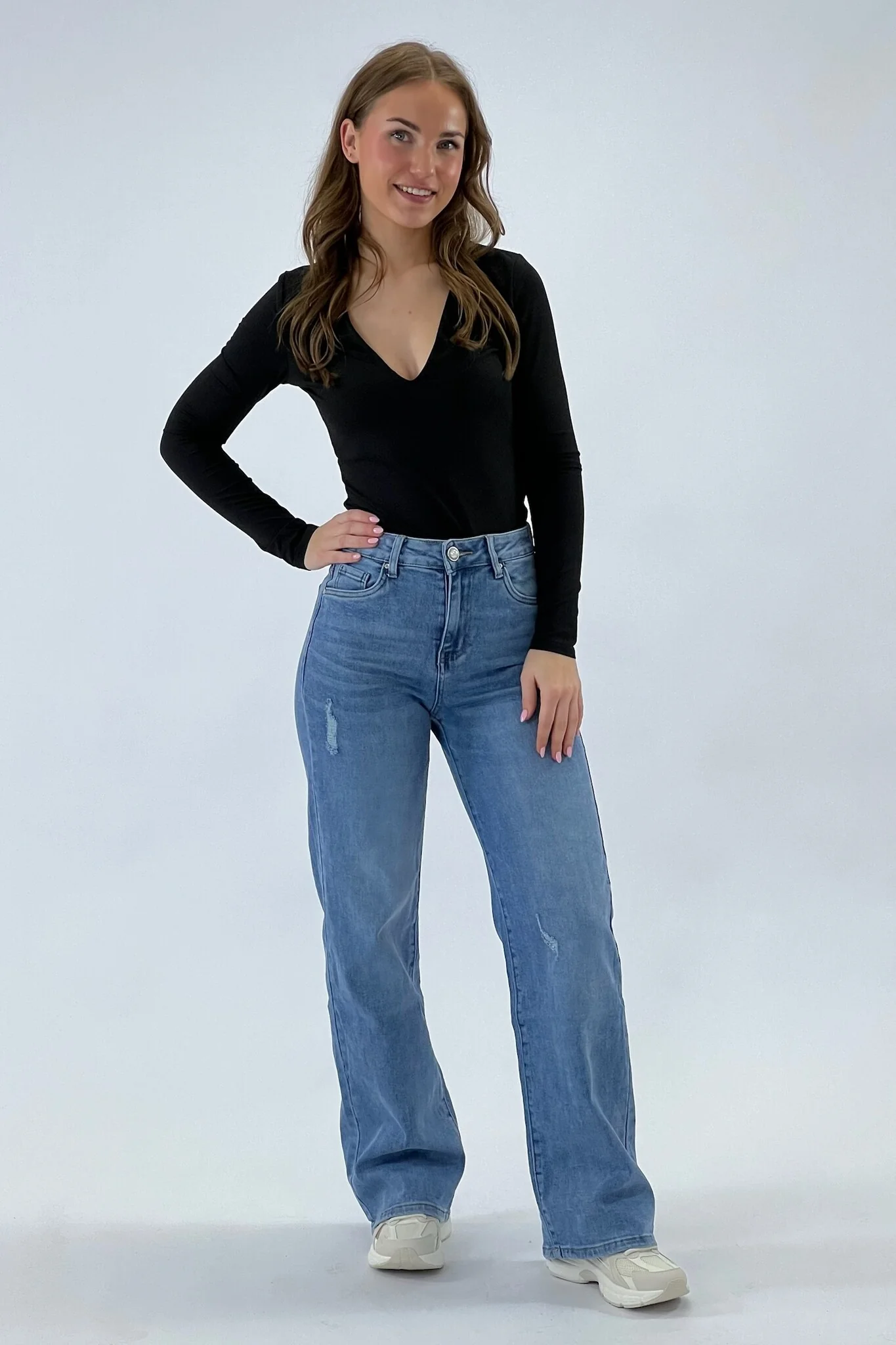 Destroyed Wide Leg Jeans - Light Blue - Image 7