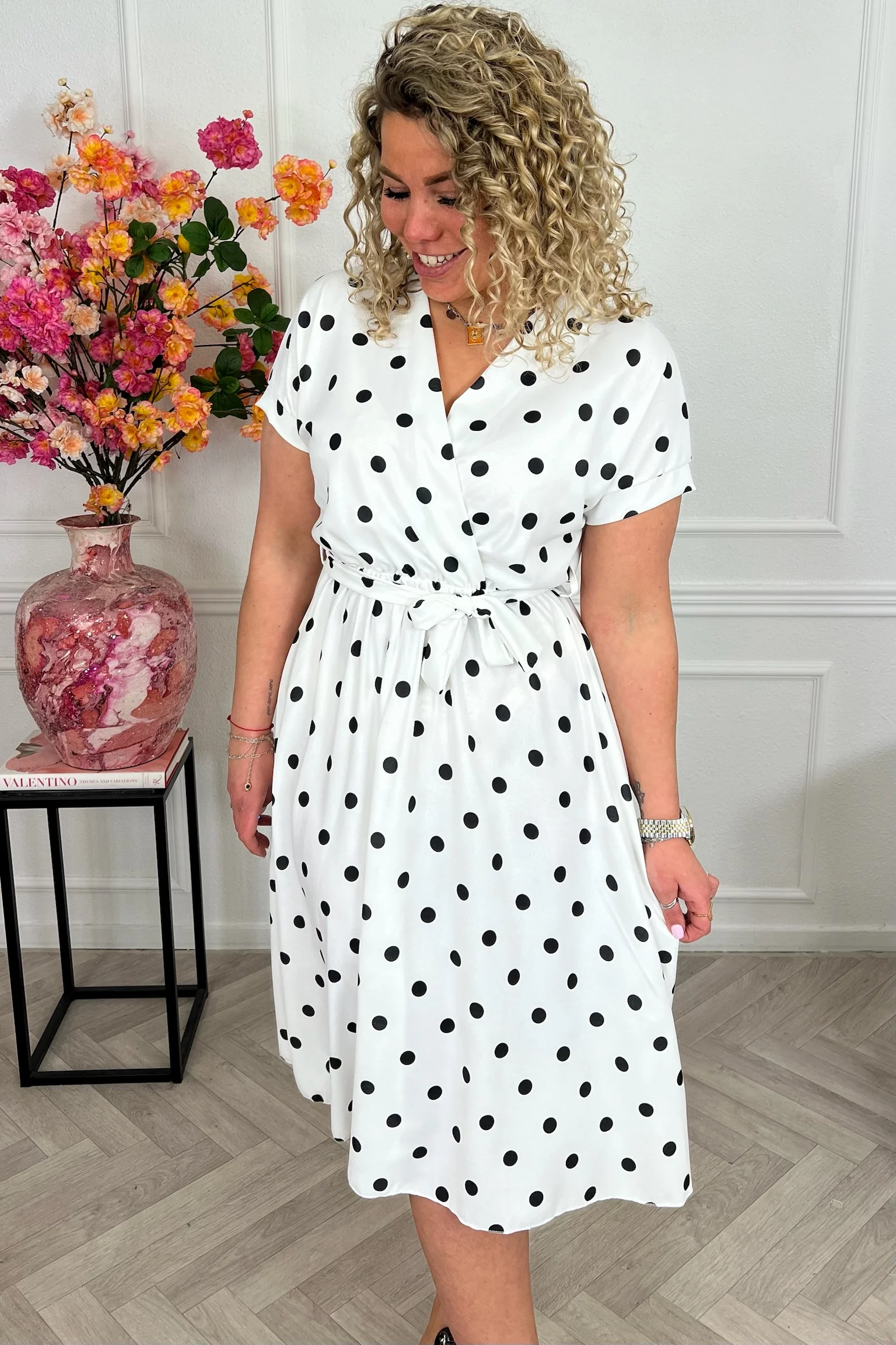Dots Strik Dress - White - Image 8