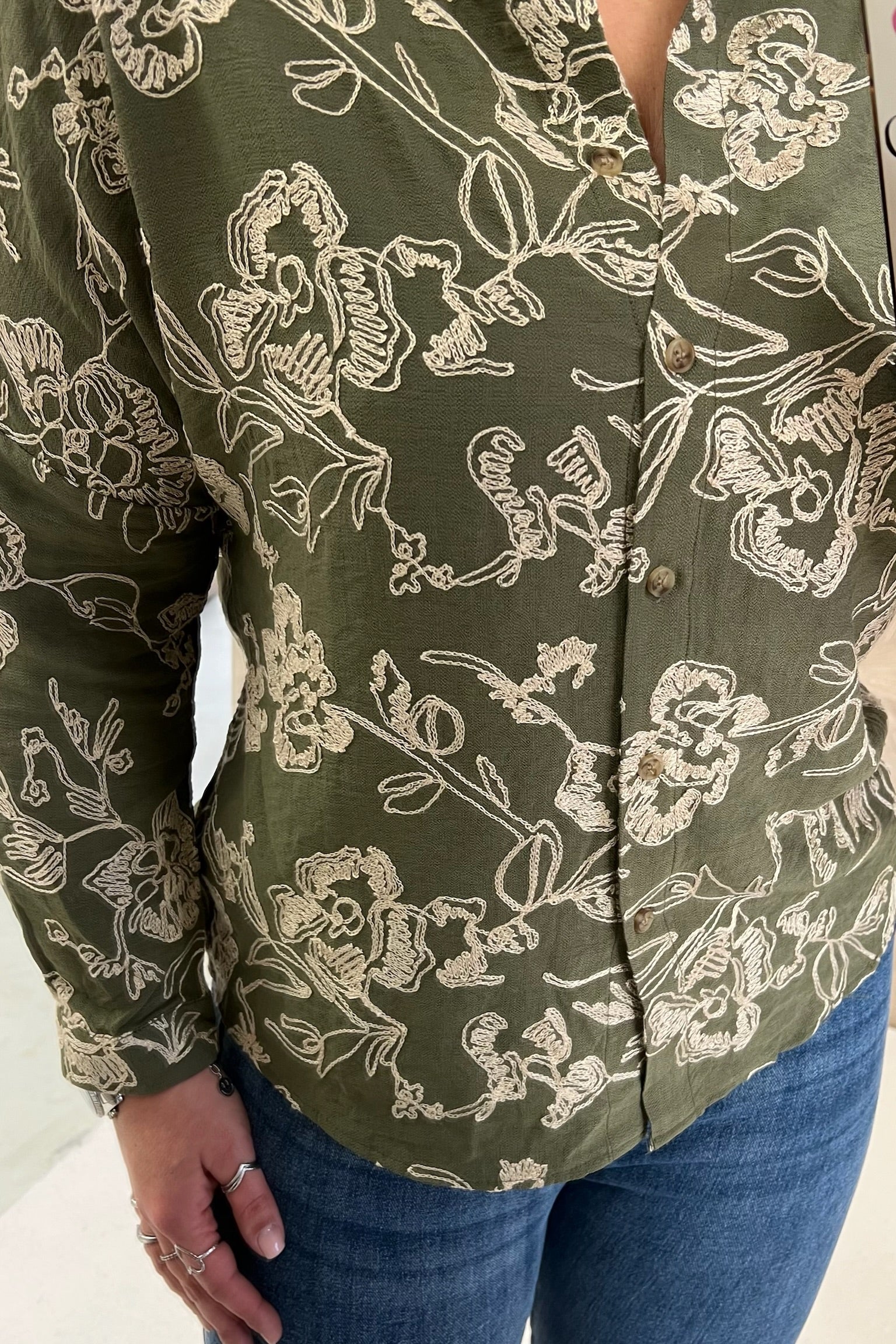 Emilie Flower Blouse - Armygreen - Image 3