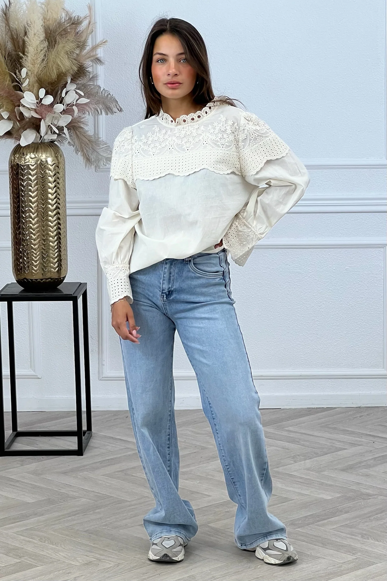 Fenna Flower Blouse - Beige