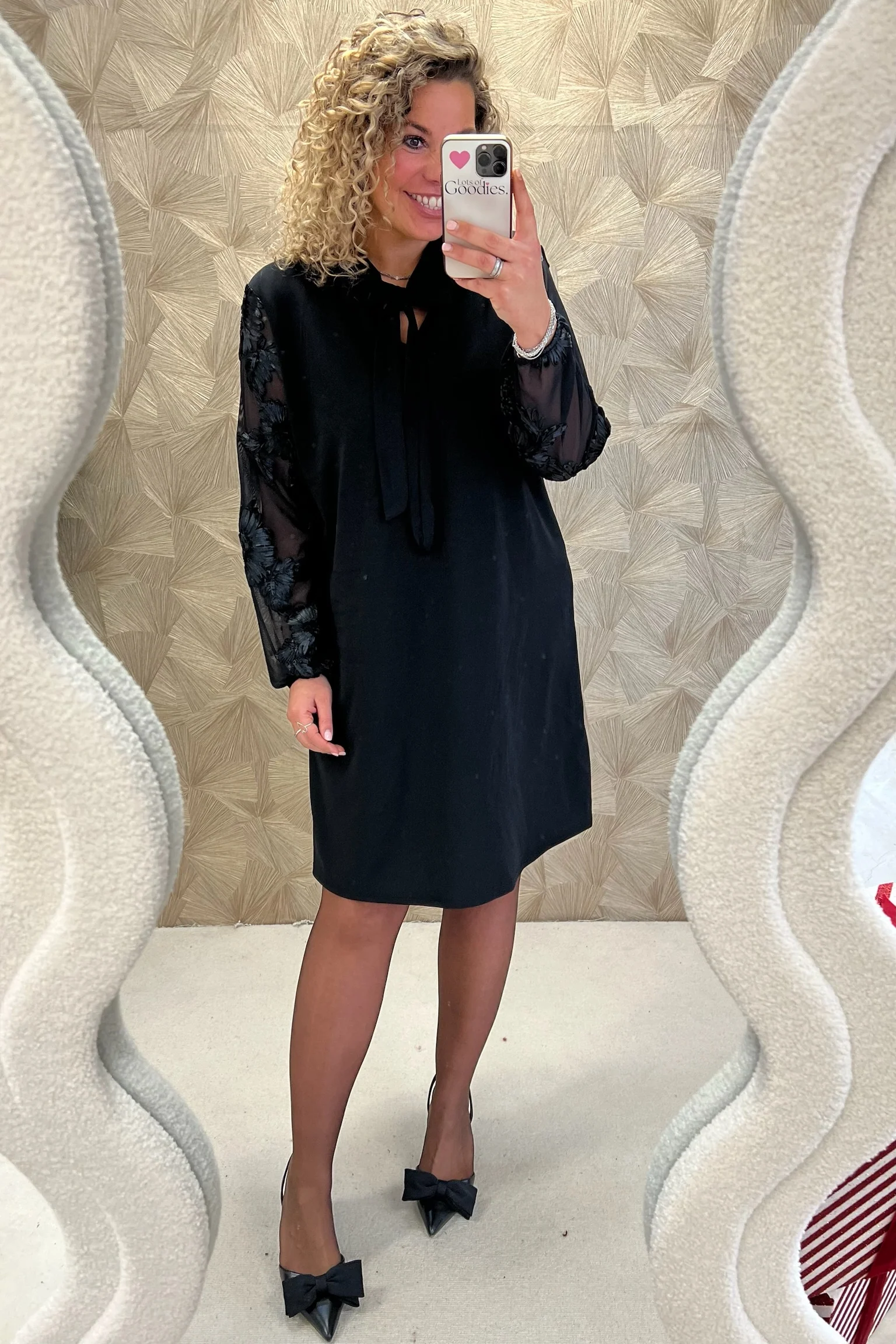 Flower Sleeve Strik Dress - Black/Black