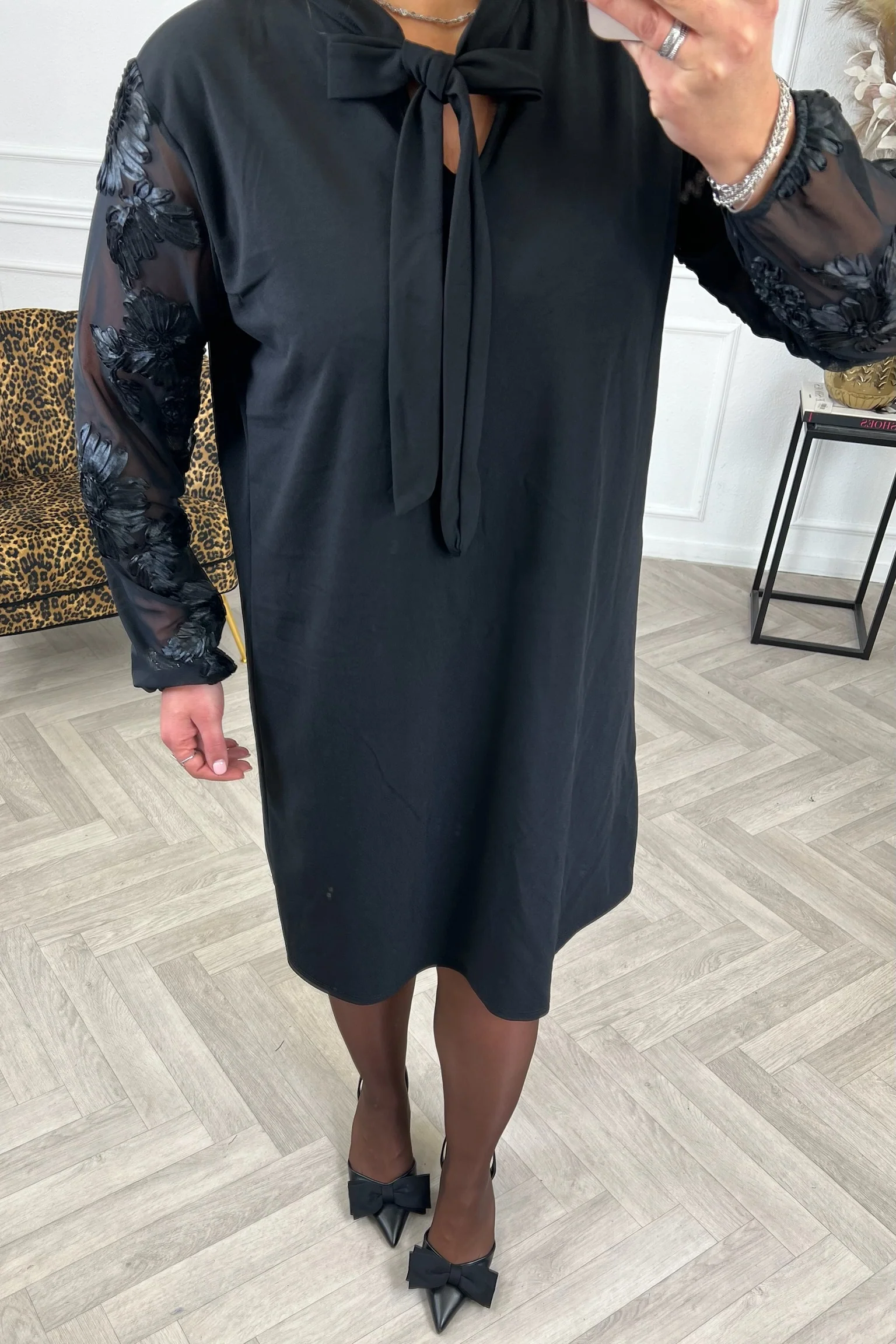 Flower Sleeve Strik Dress - Black/Black - Image 2