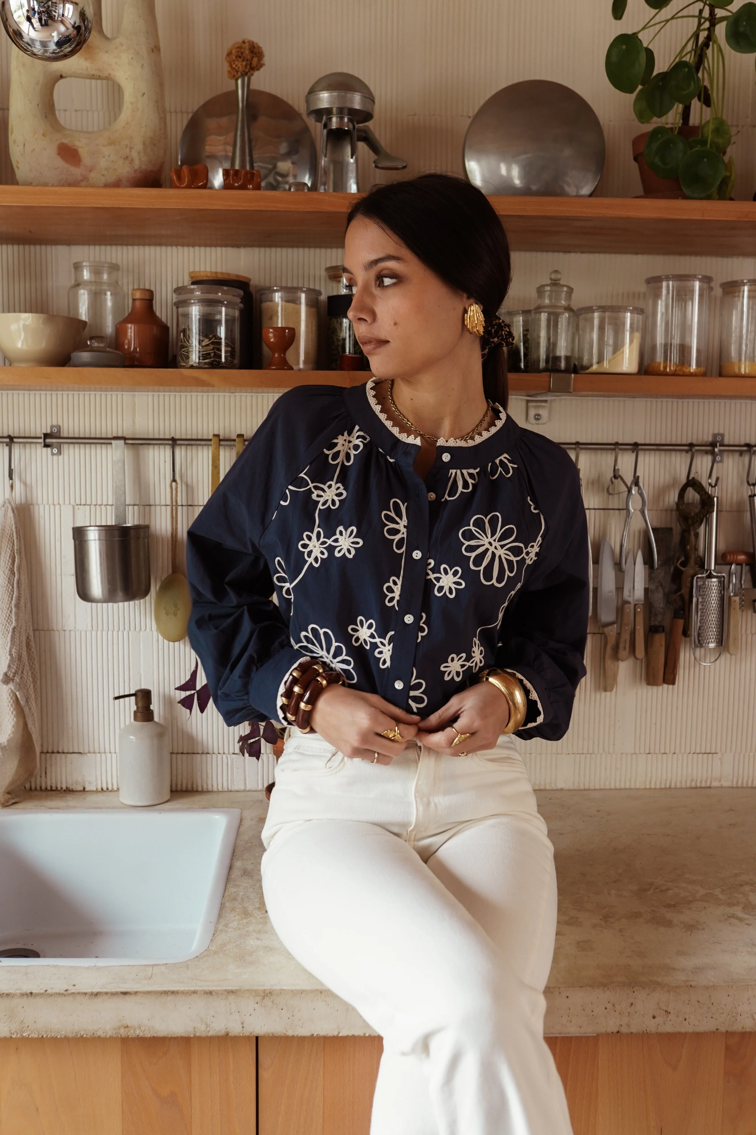 Geneviève Flower Blouse - Navy - Image 4