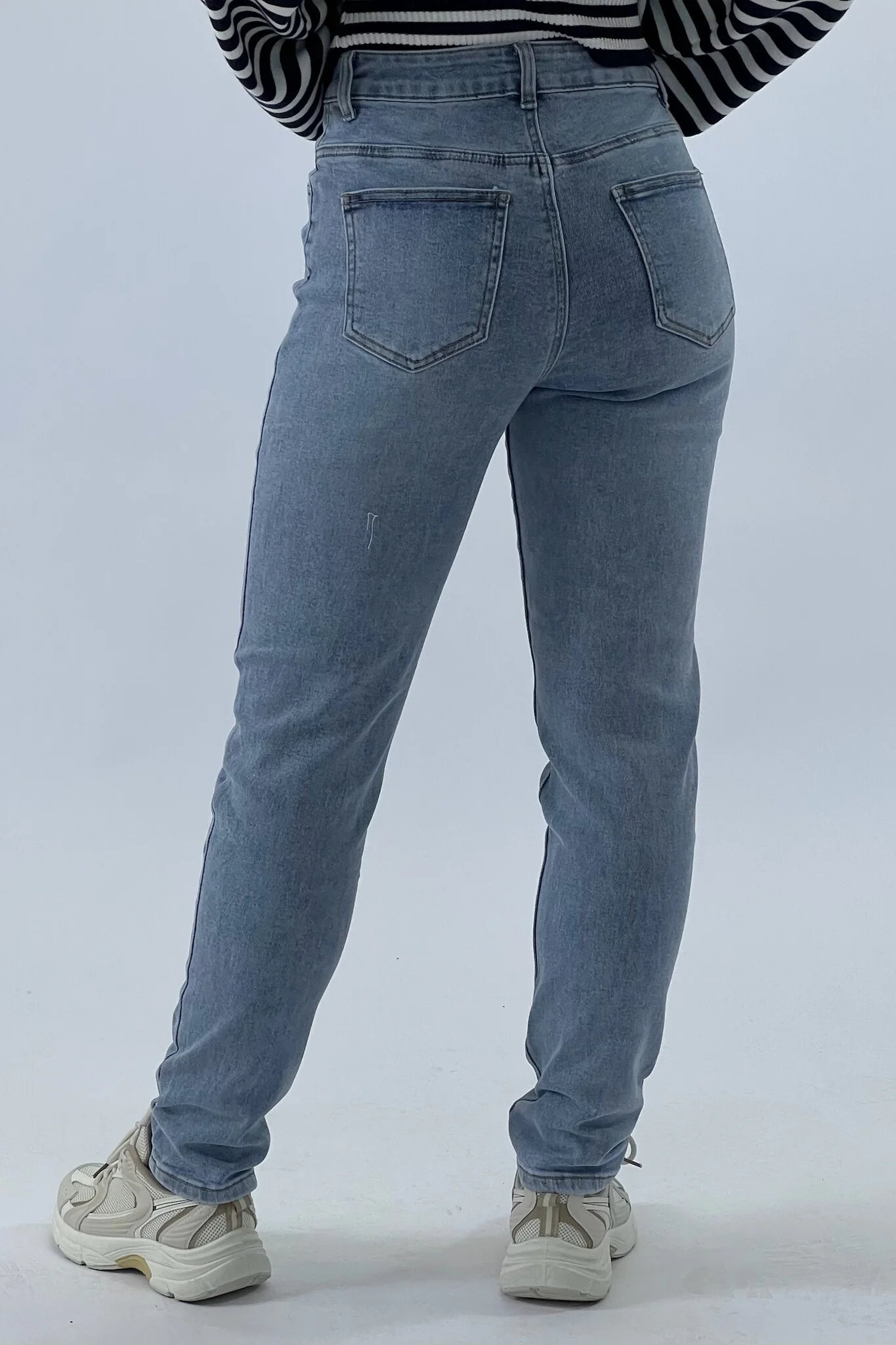Goodies Mom Jeans - Blue - Image 4