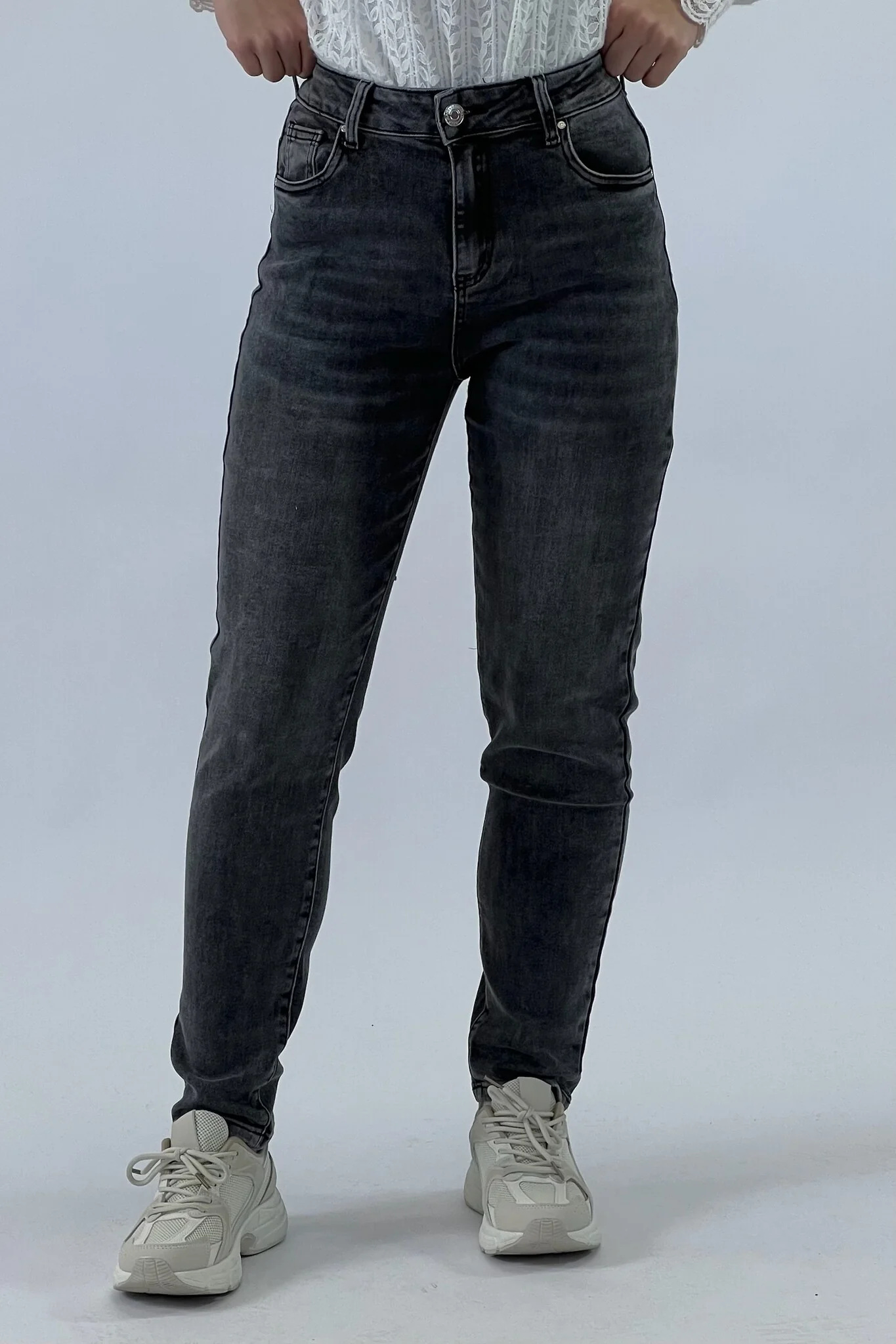 Goodies Mom Jeans - Grey