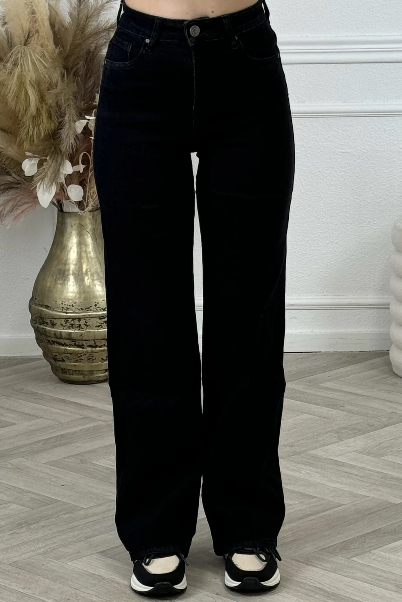 Goodies Wide Leg Jeans - Black