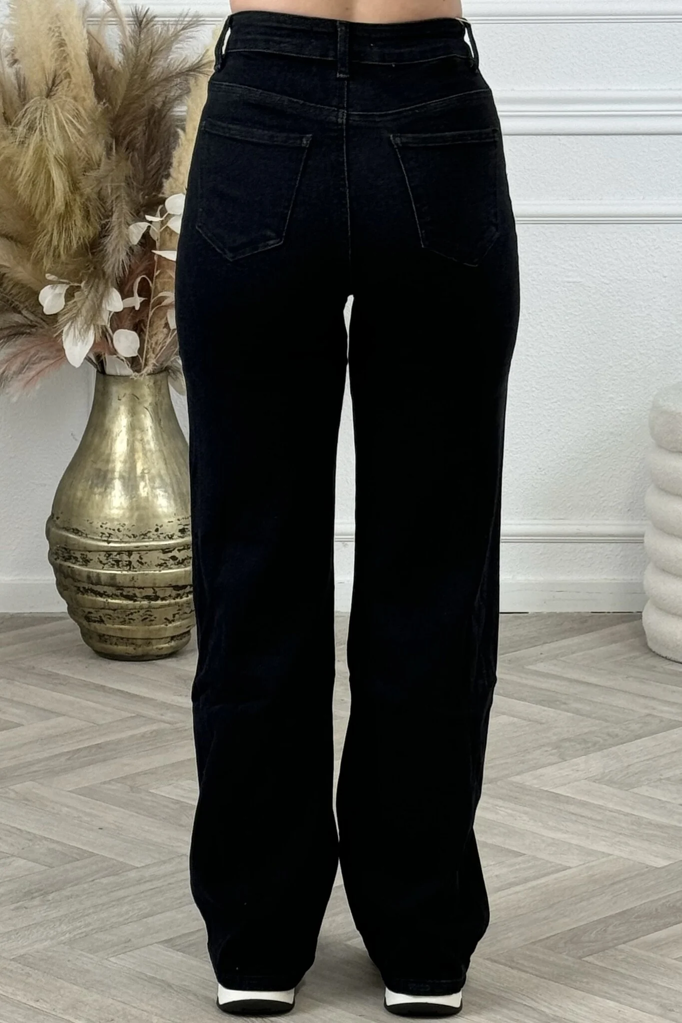Goodies Wide Leg Jeans - Black - Image 4