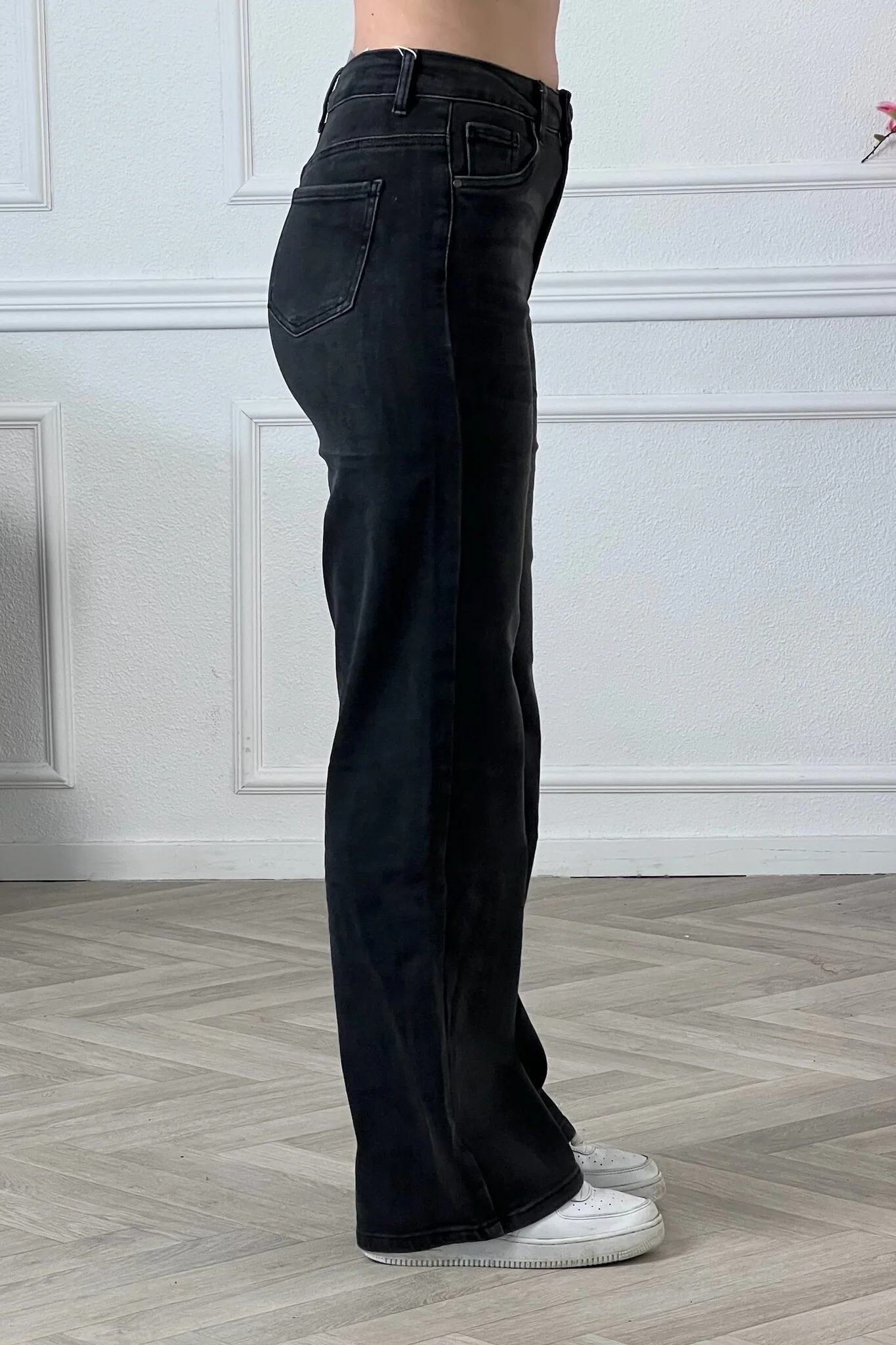 Wide Leg Goodies Jeans - Washed Black - Image 2