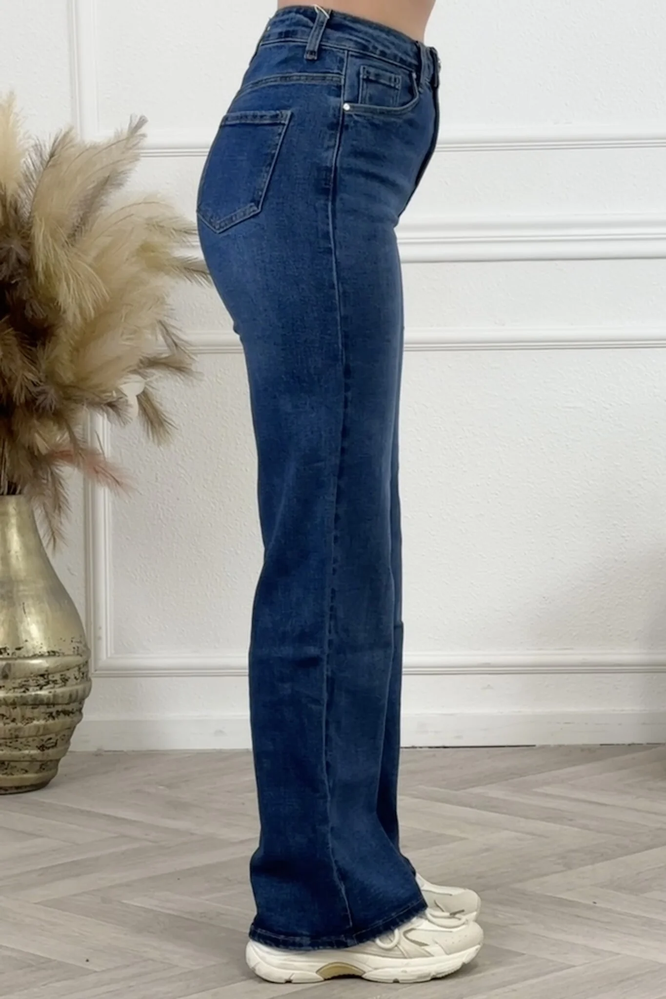 Goodies Wide Leg Jeans - Washed Blue - Image 3