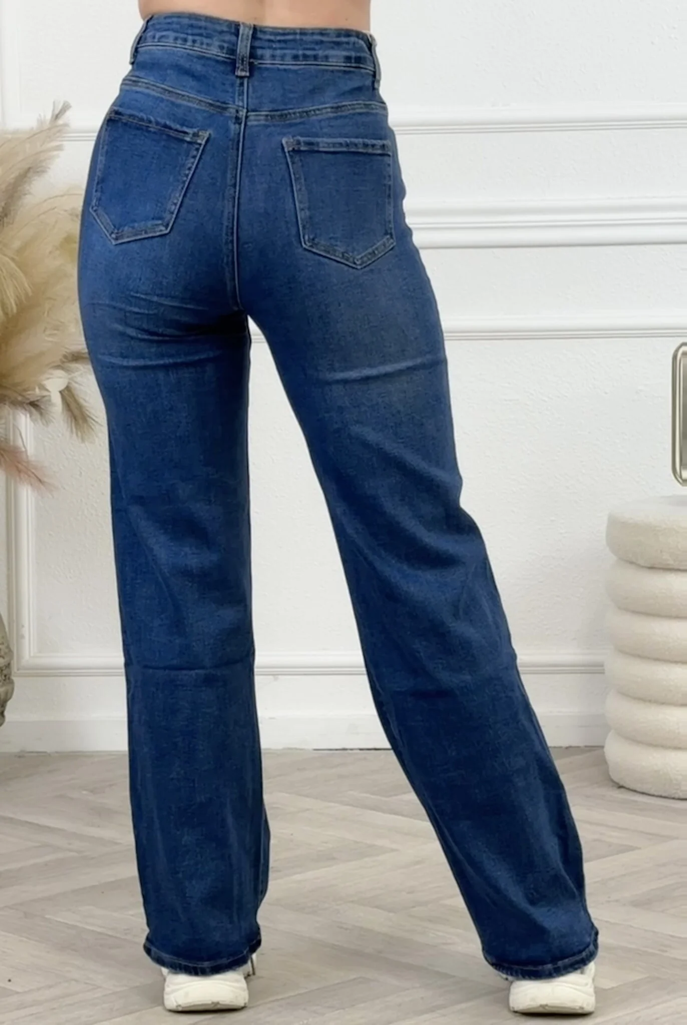 Goodies Wide Leg Jeans - Washed Blue - Image 5