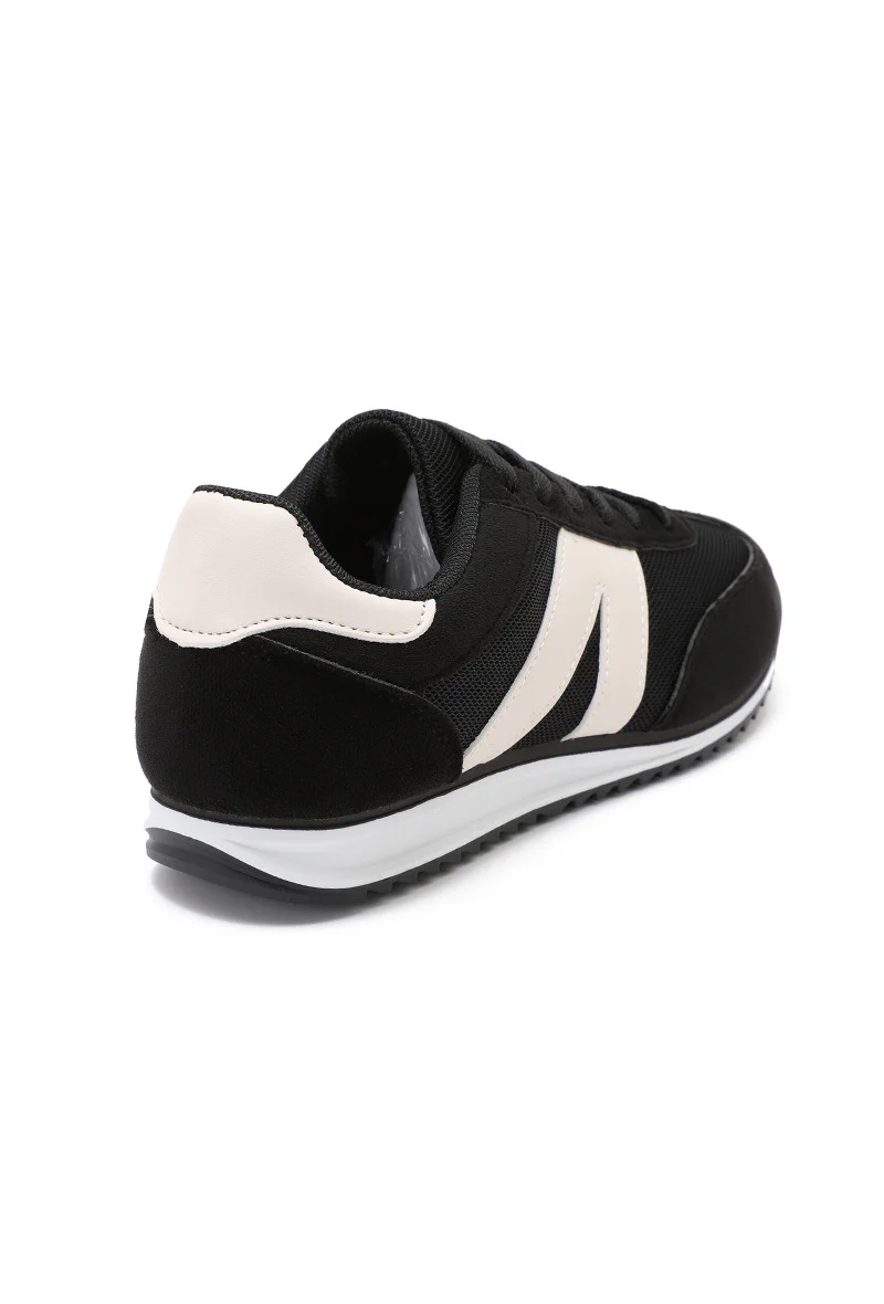 Julia Urban Sneakers - Black - Image 4
