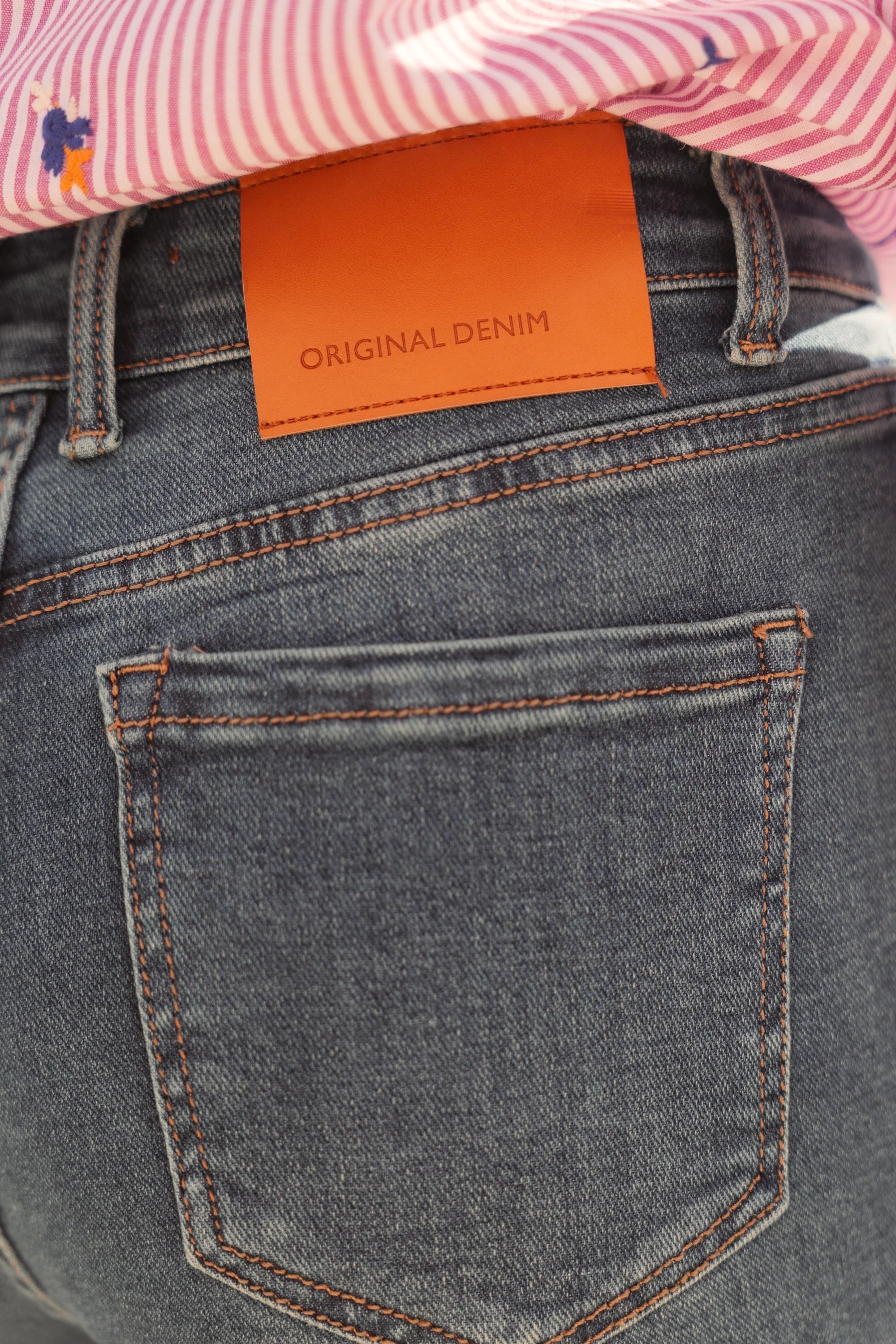 Louna Mom Jeans - Washed Blue - Image 3