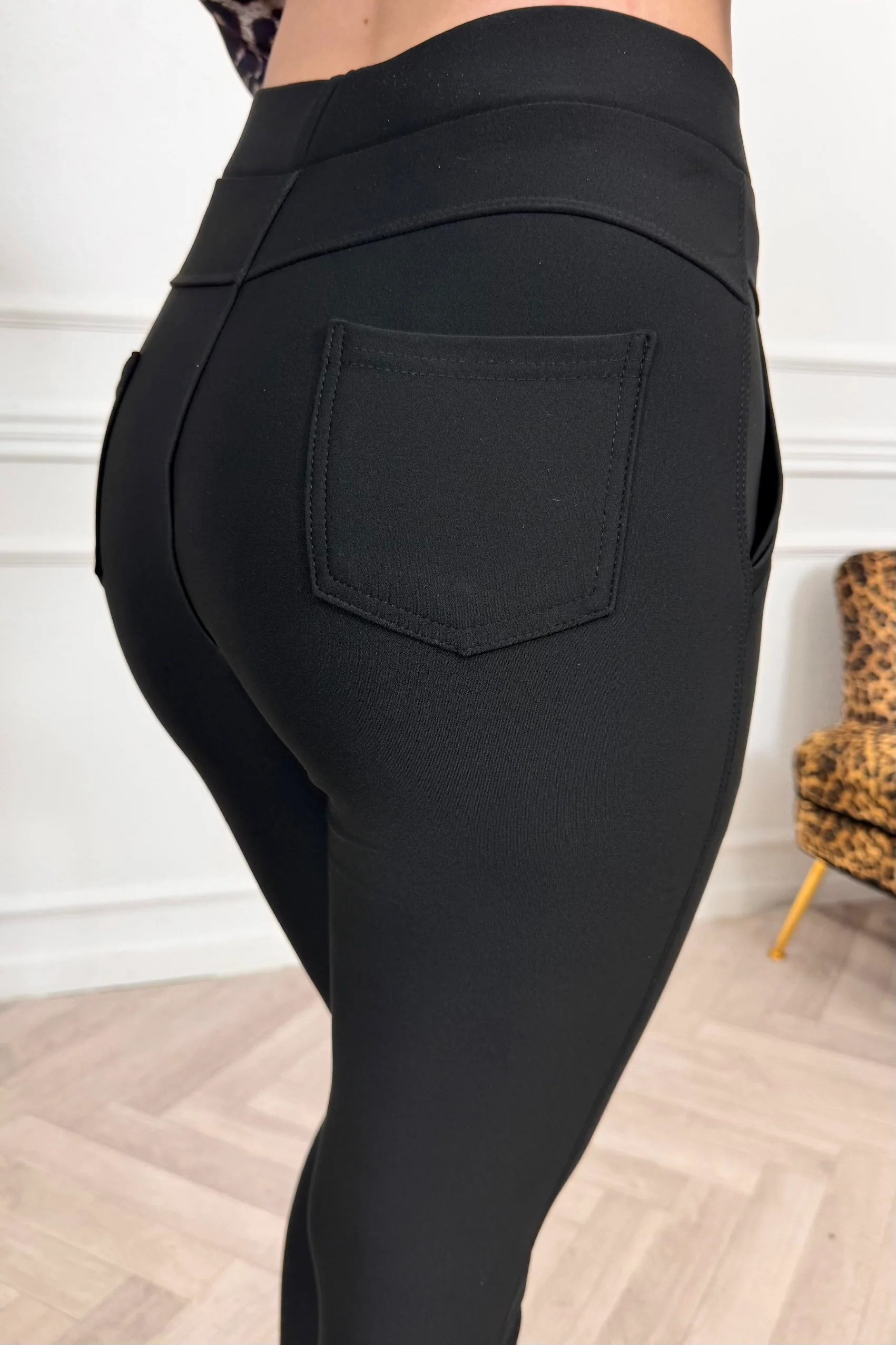 Kiki Fleece Pants - Black - Image 3