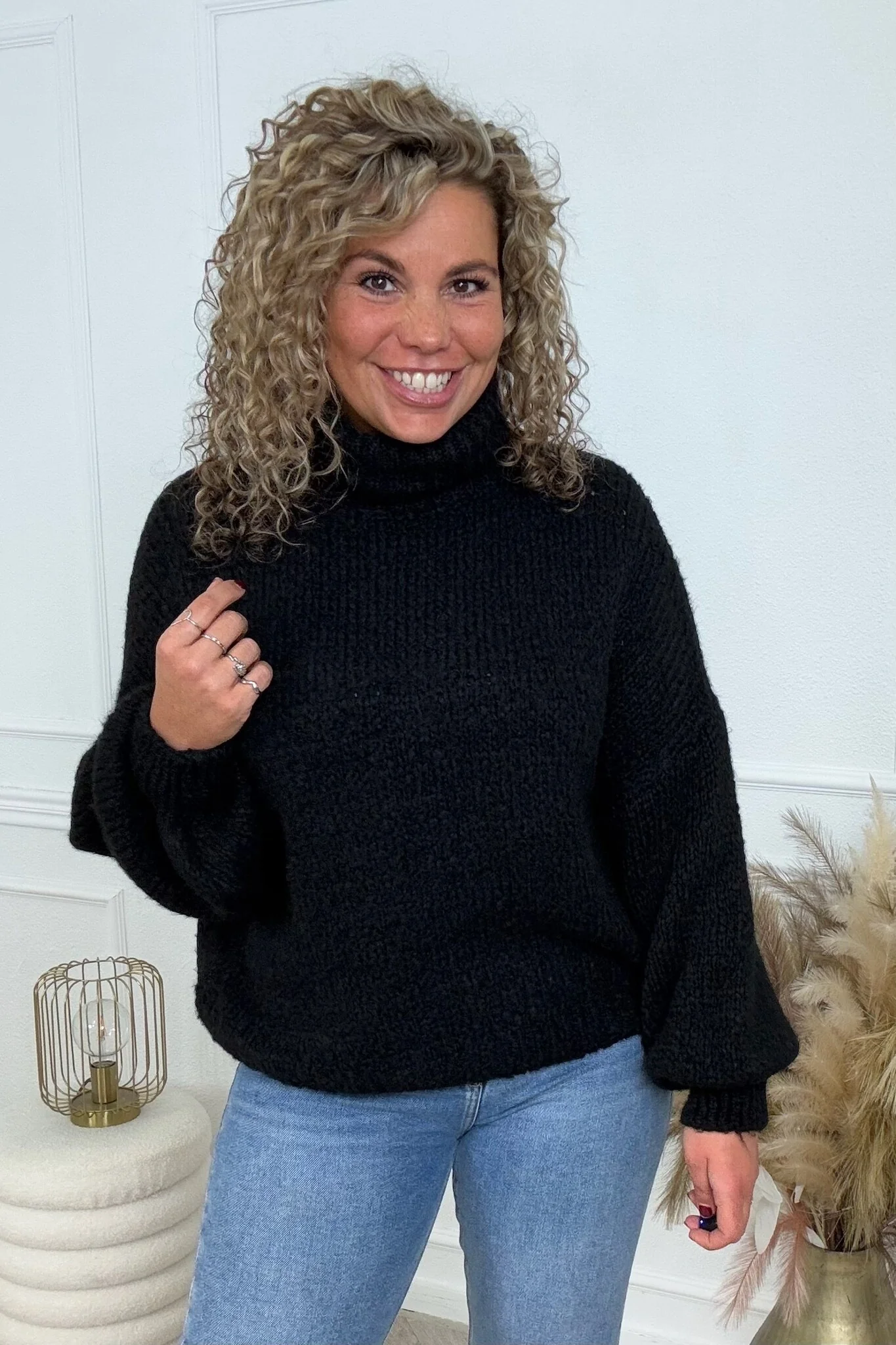 Knitted Livia Coll Sweater - Black