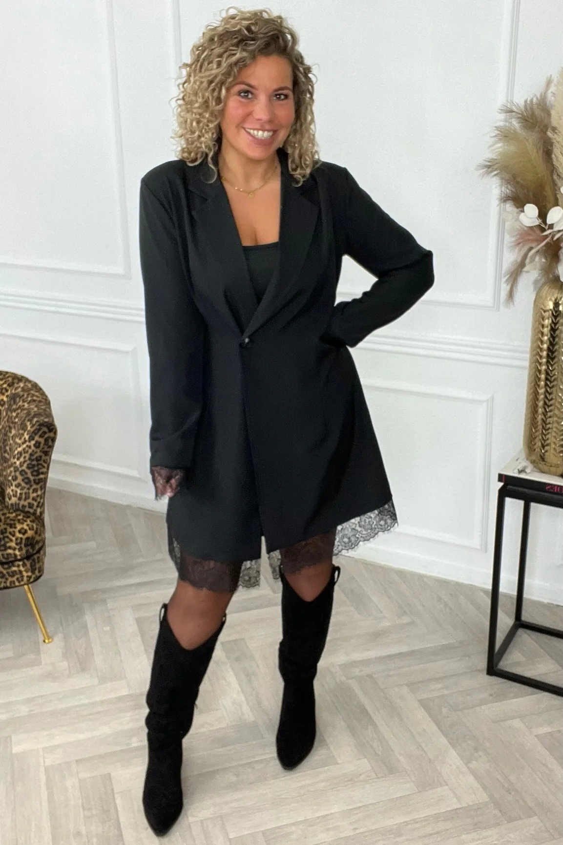Lace Detailed Blazer Dress - Black - Image 5