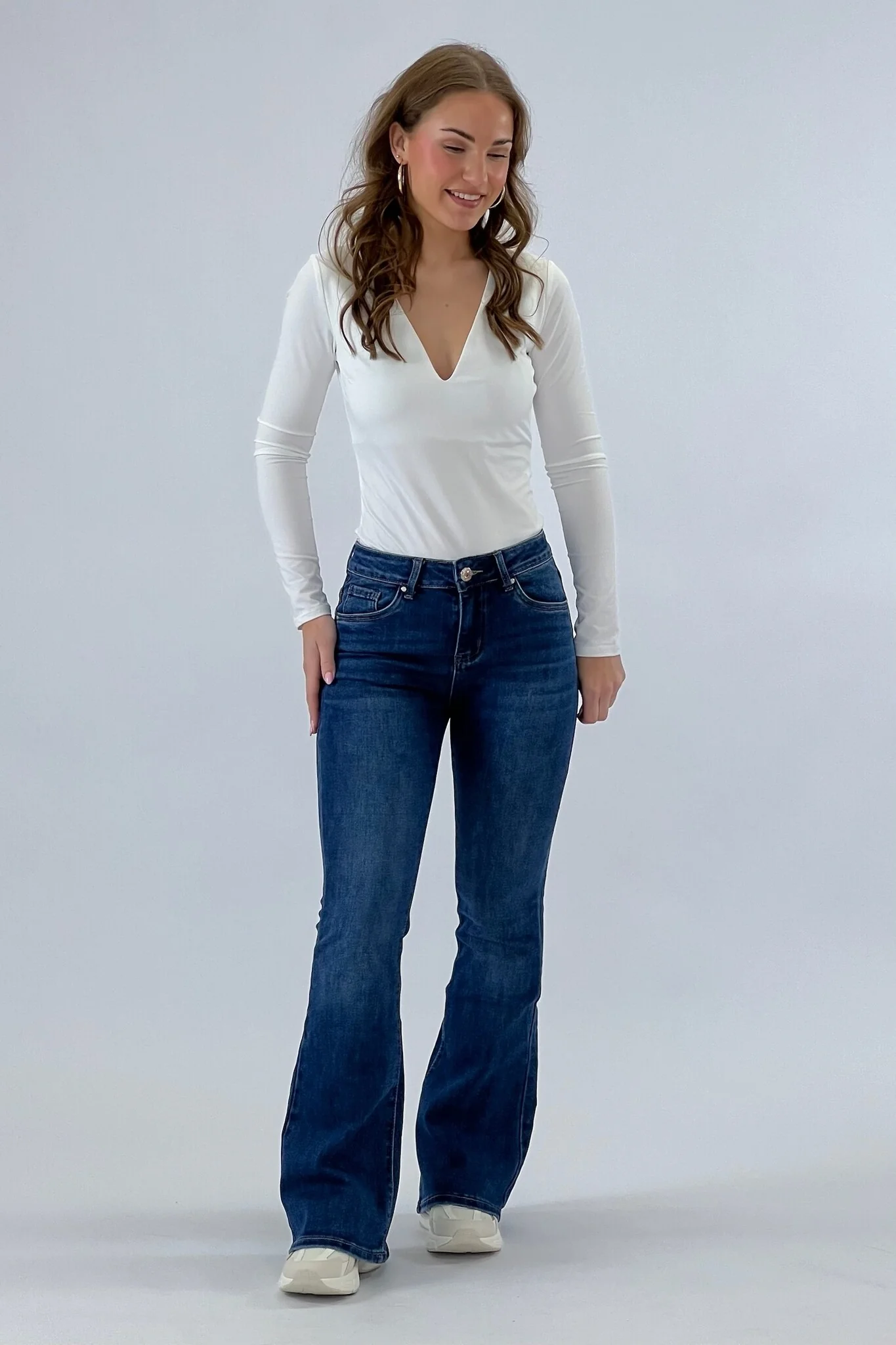 Livia Flared Jeans - Denim Blue - Image 5